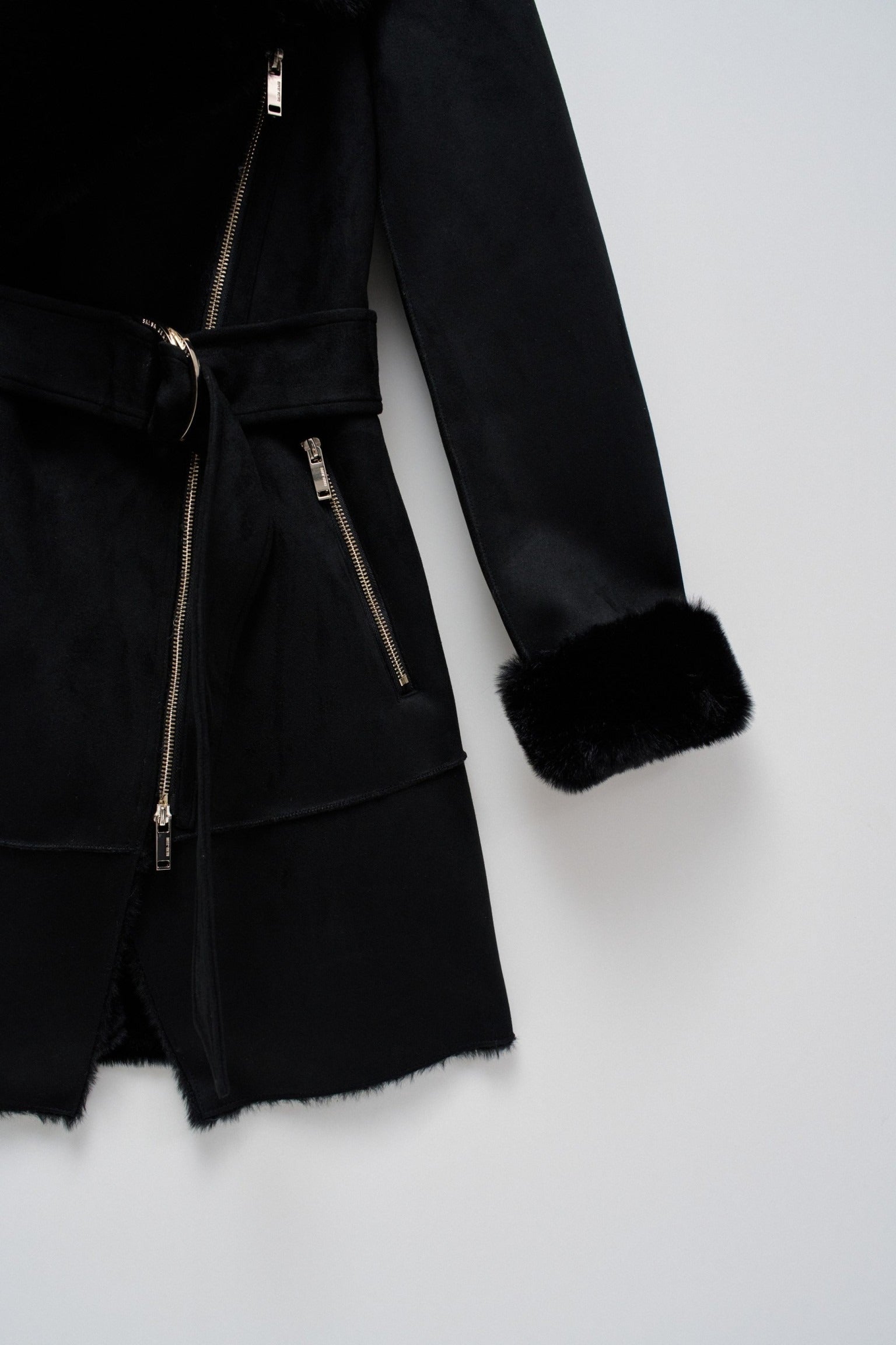 Manteau long en shearling noir