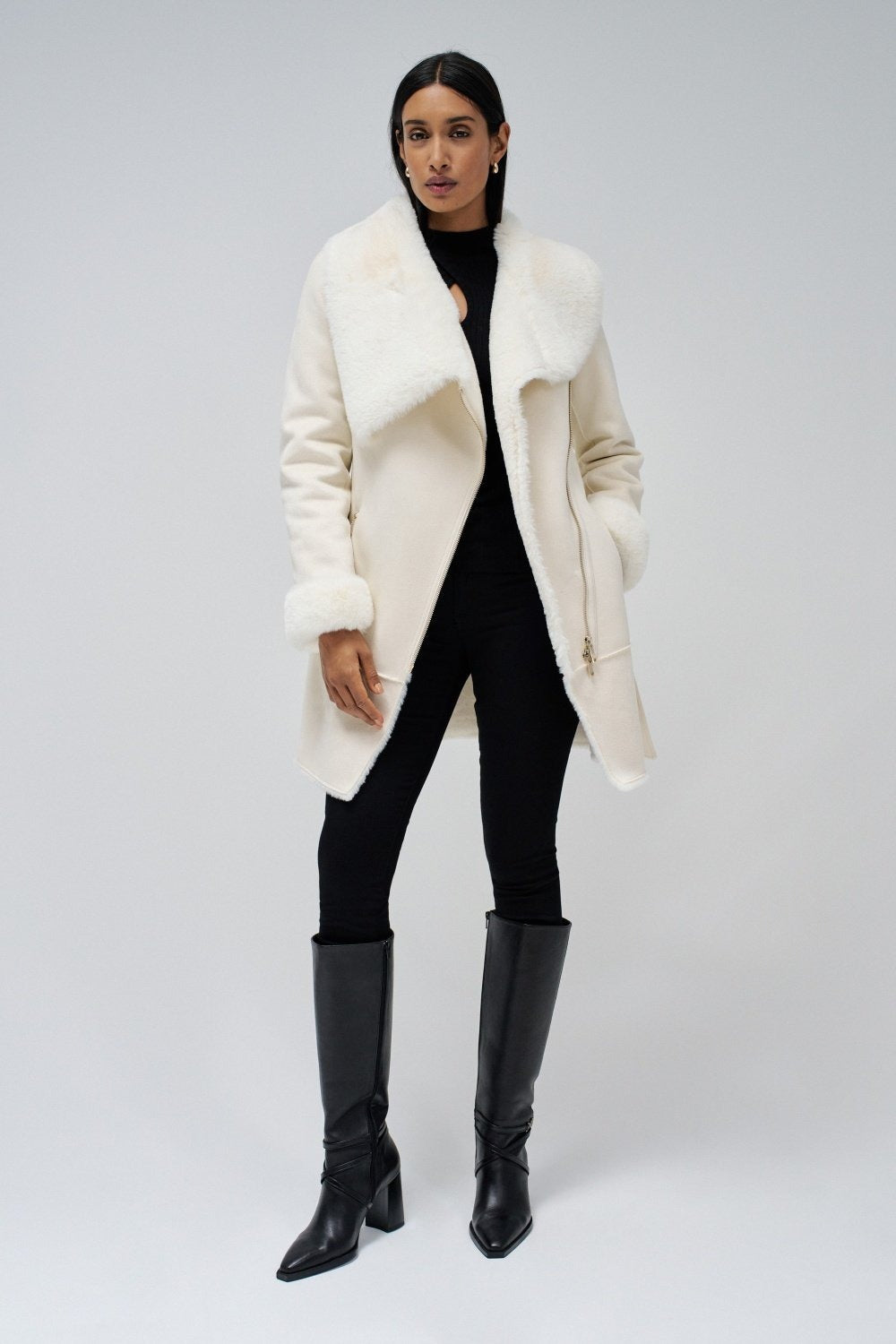Long Shearling Coat in Light Pearl Vestes Salsa Jeans