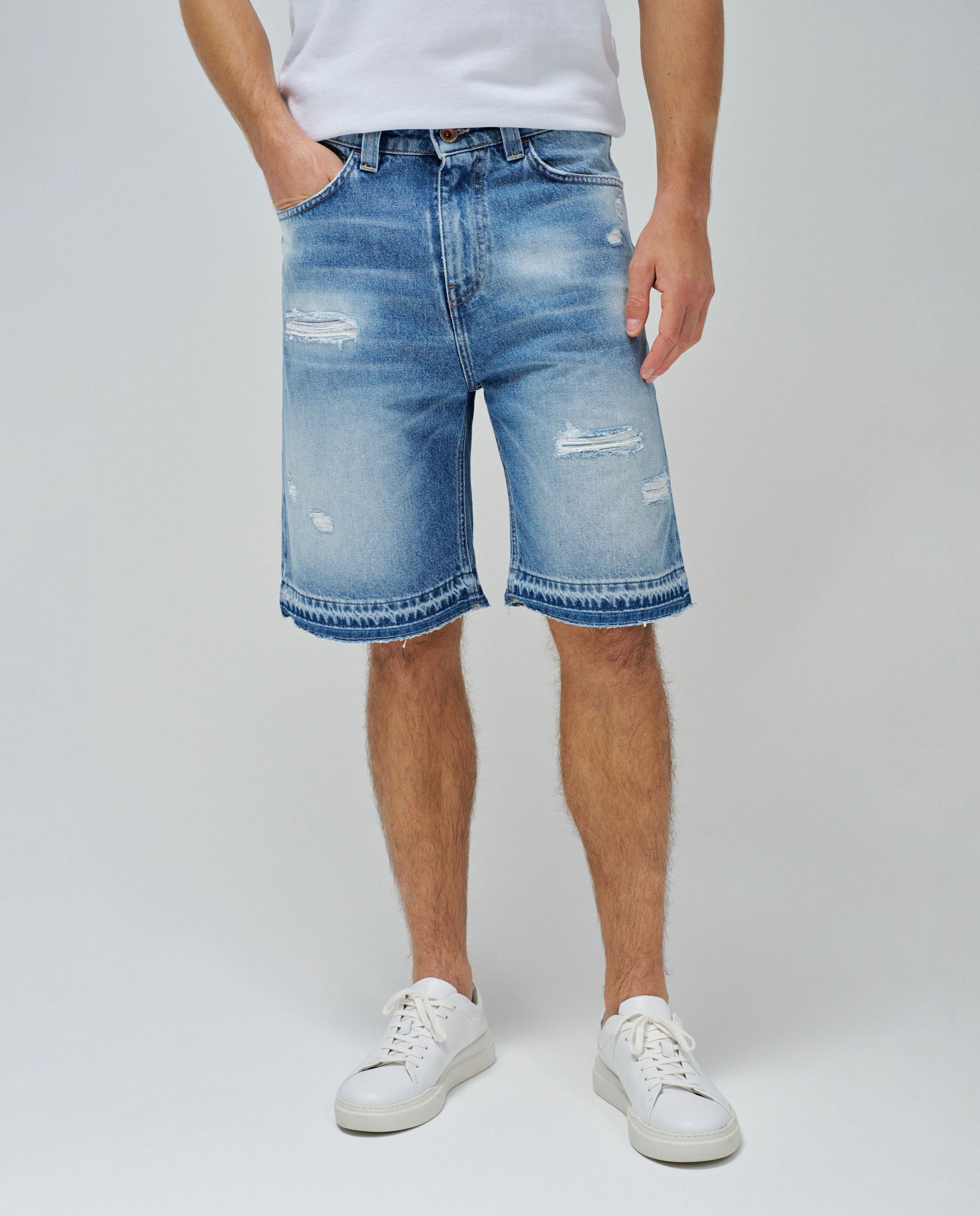 CS Short Destroyed en Light Wash Shorts Salsa Jeans
