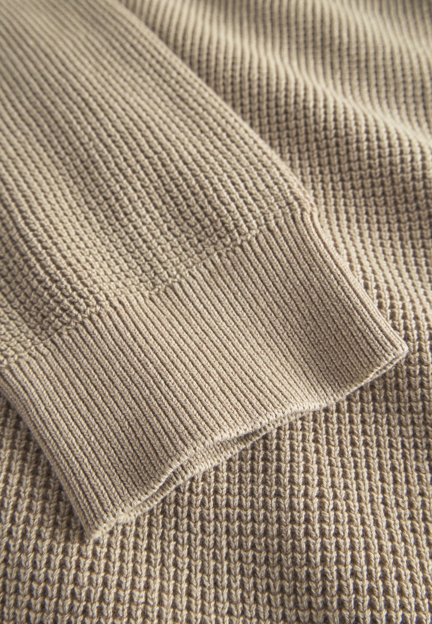 Roundneck-Washed in Tent Pullover (Pull à col rond lavé dans une tente) Colours and Sons