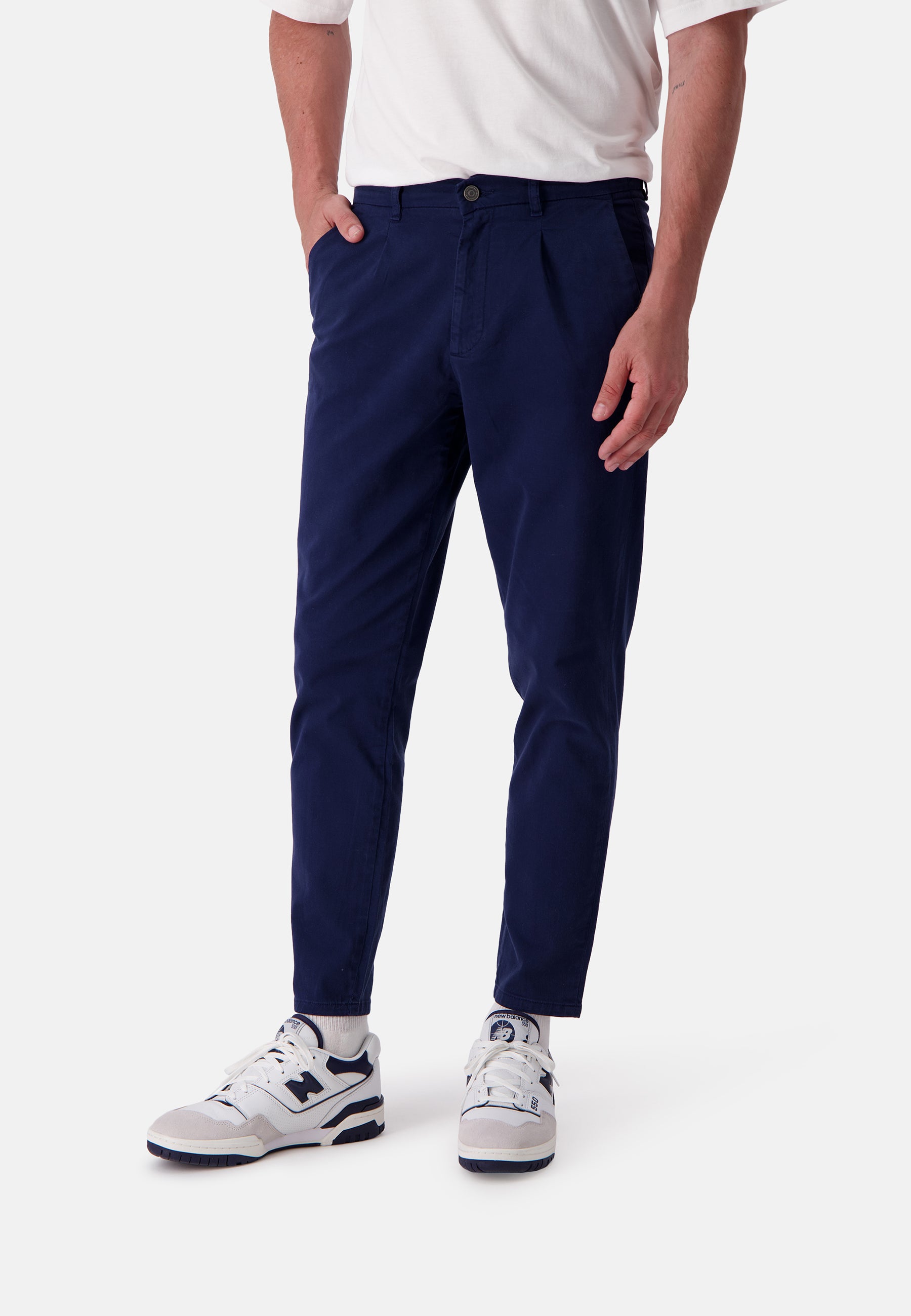 Pants-Cropped Chino in Navy Pantalons Colours and Sons