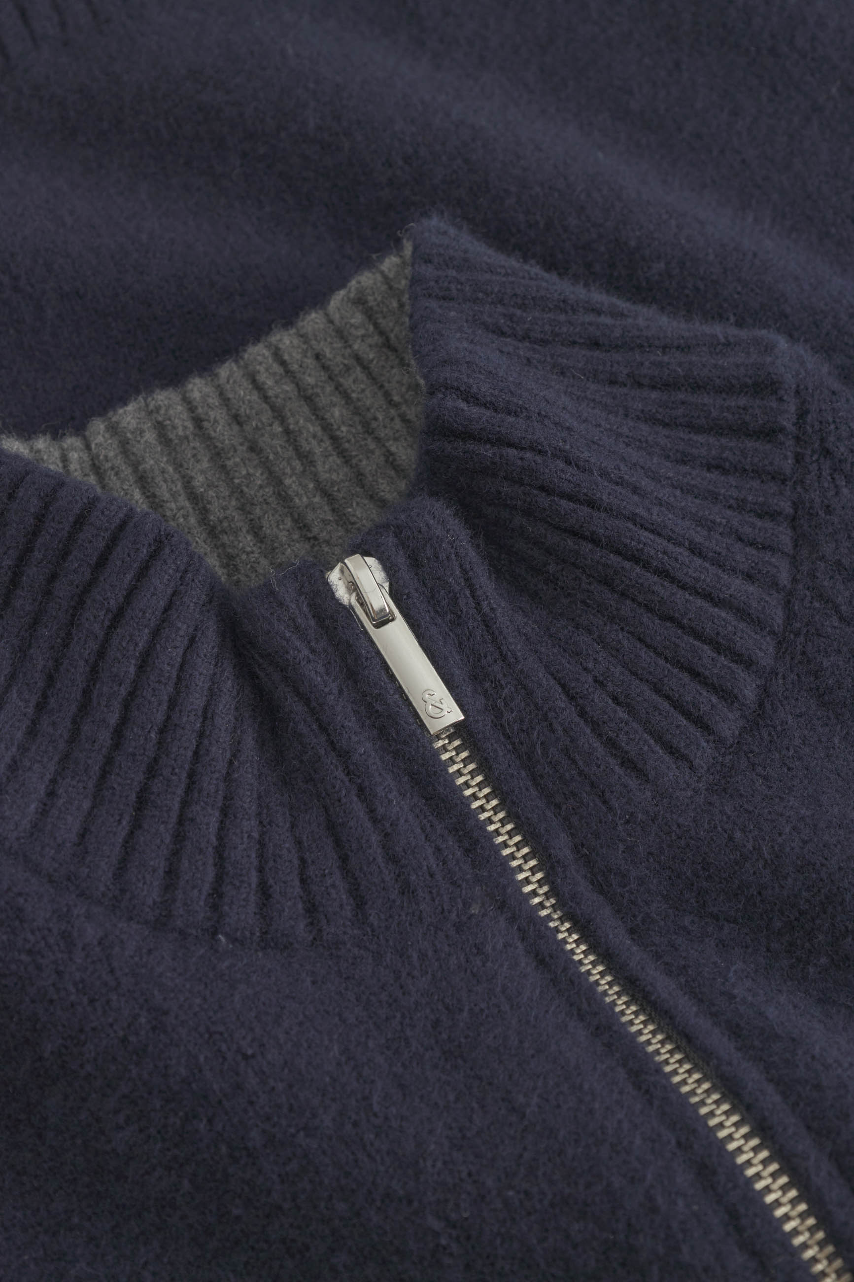 Pull-over Mock-Zip Woolen Touch in Navy Colours and Sons
