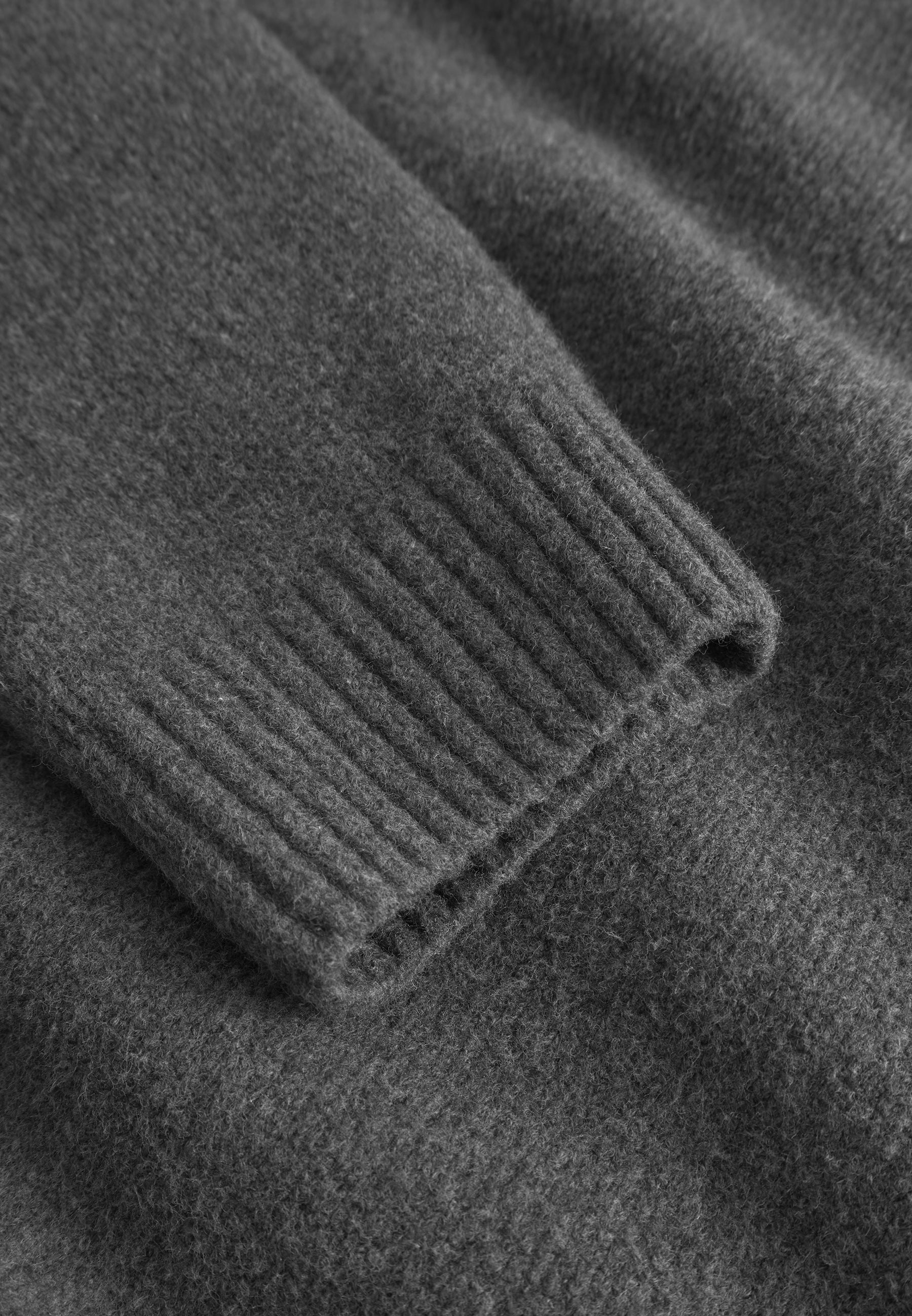 Pull en laine Mock-Zip Touch in Stone Colours and Sons