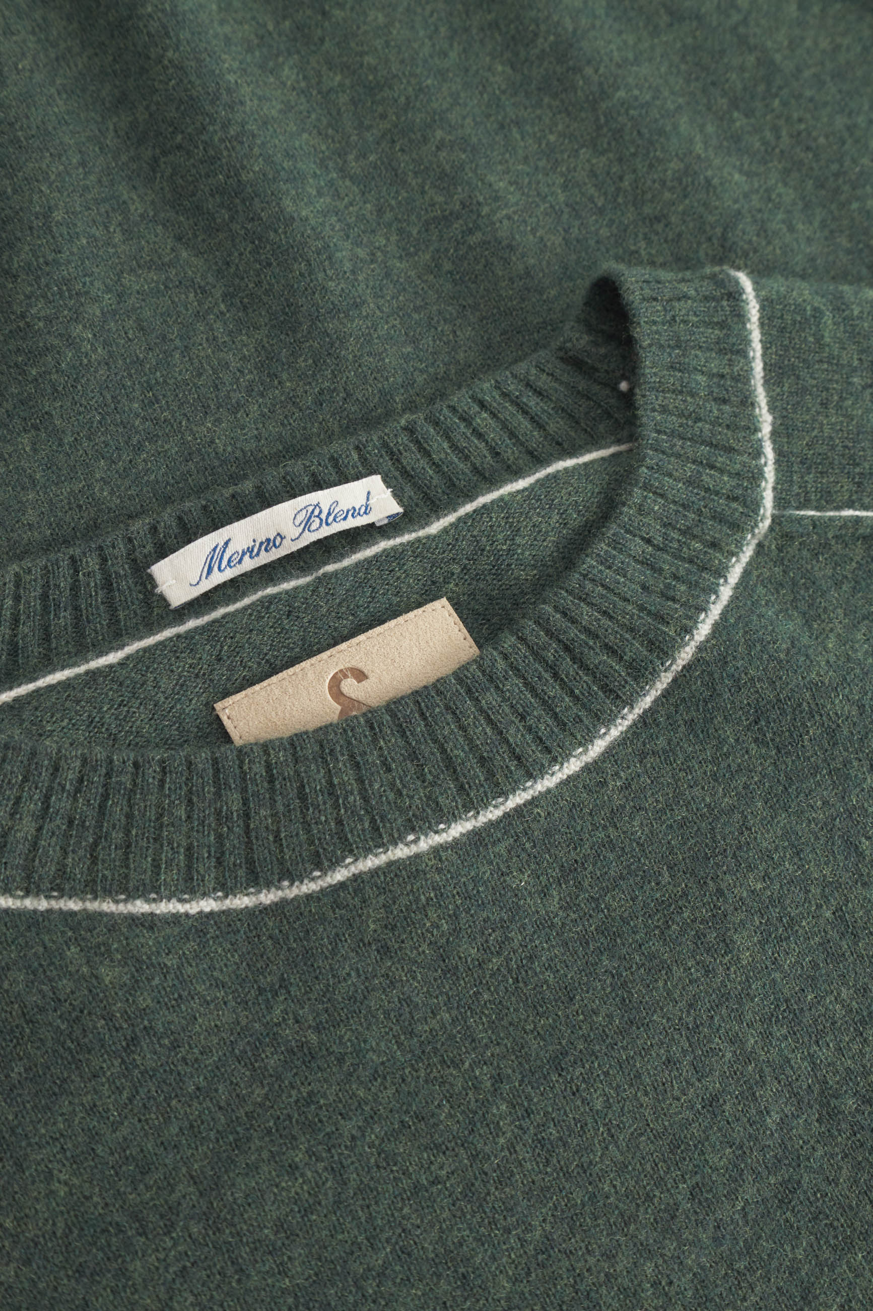 Roundneck Merino Blend en pull Yucca Colours and Sons