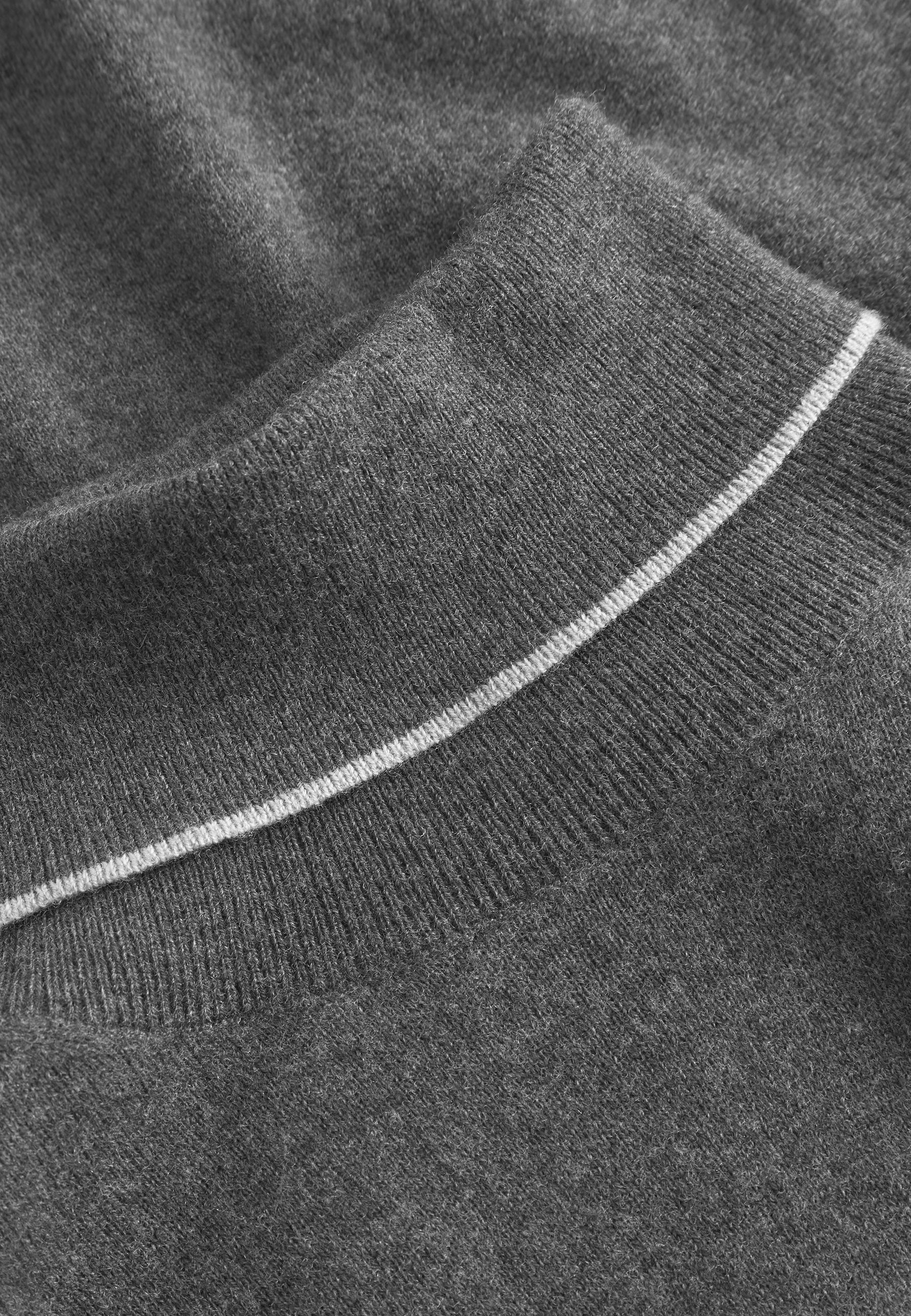 Turtleneck Merino Blend in Anthracite Pullover Colours and Sons