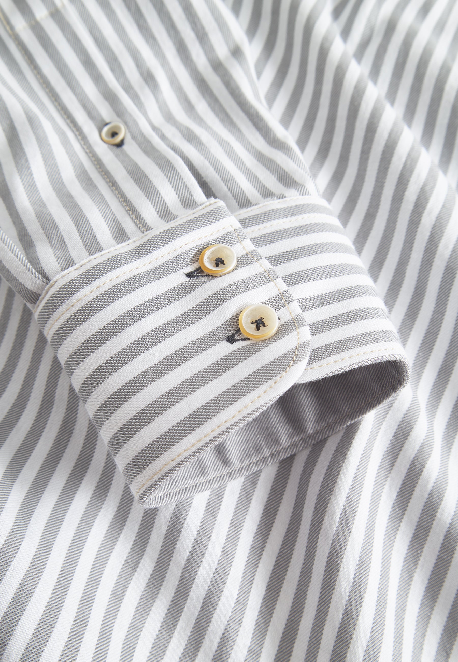 Chemise Brushed Twill Stripes in Silver Stripes Chemises Colours and Sons