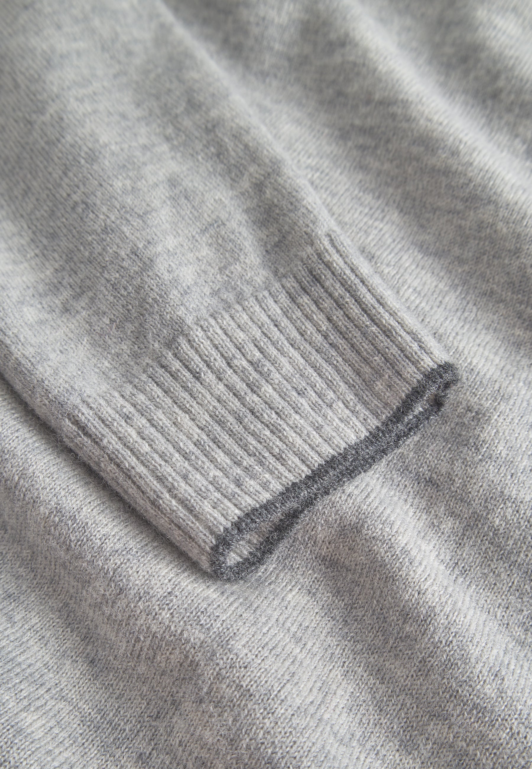 Roundneck-Merino Blend in Silver Pullover Colours and Sons