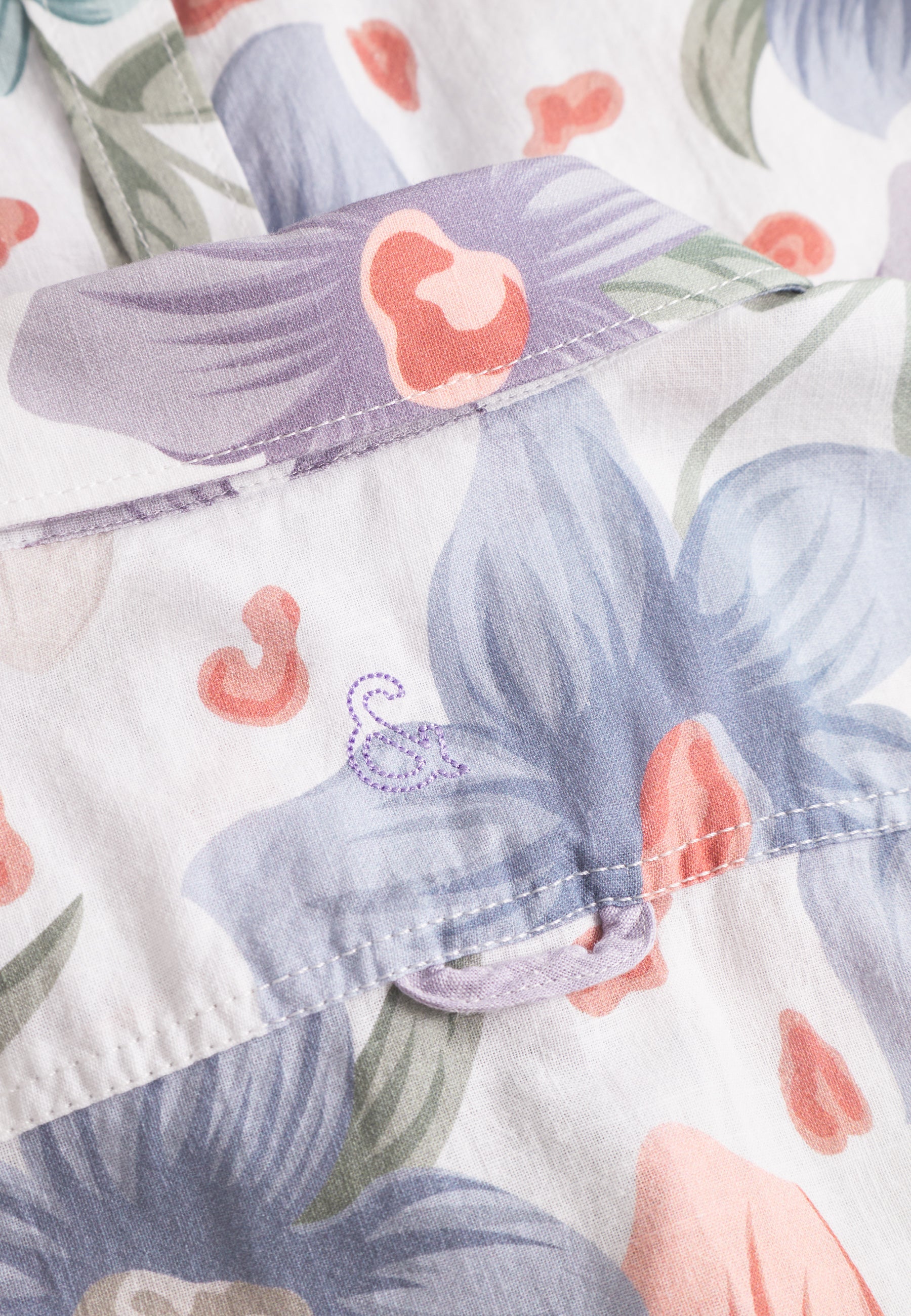 Shirt-Printed in White Flowers Chemises Colours and Sons