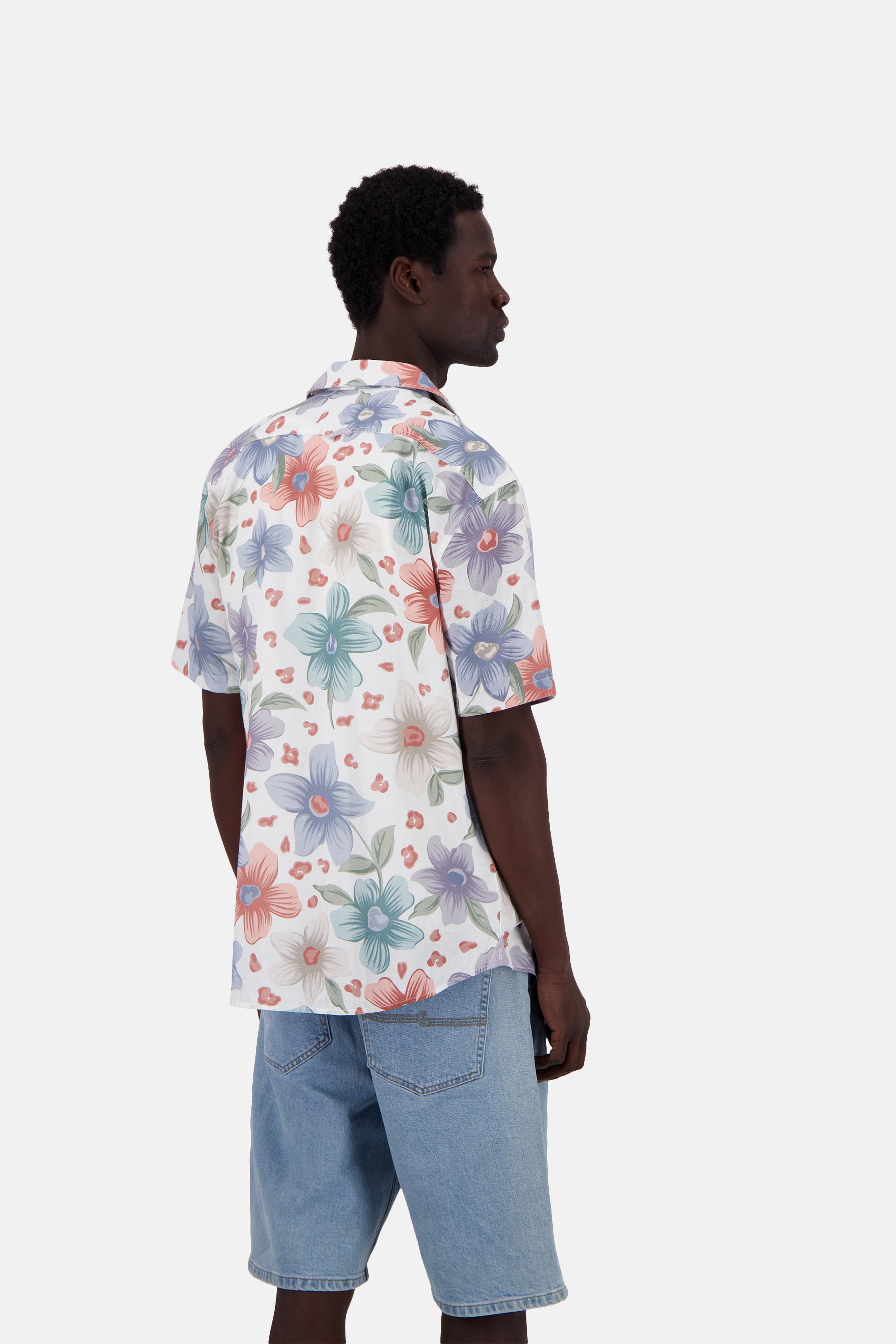 Shirt-Printed in White Flowers Chemises Colours and Sons