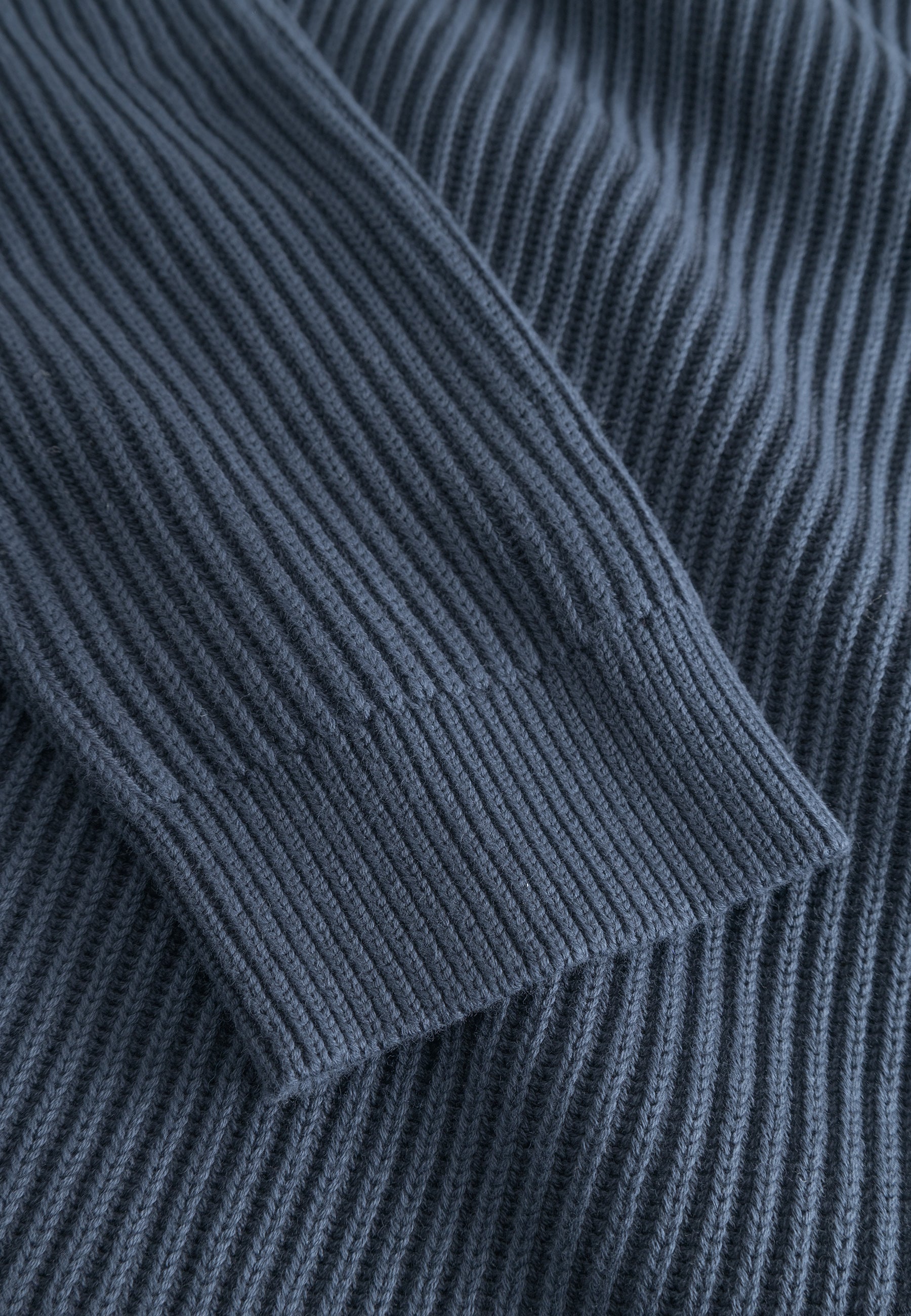 Cardigan-Rib Washed in Midnight Pull Colours and Sons