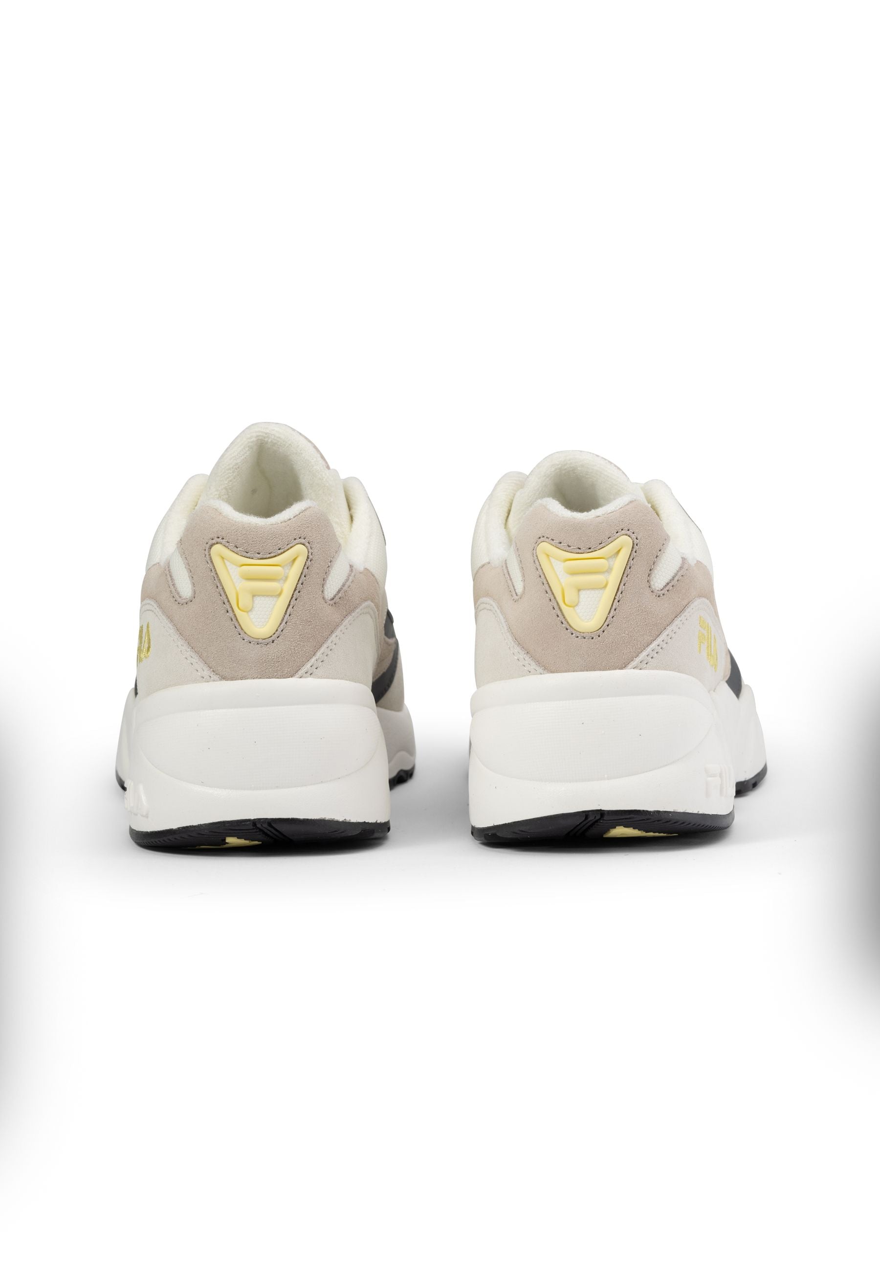 V94M en guimauve-tourterelle Sneakers Fila