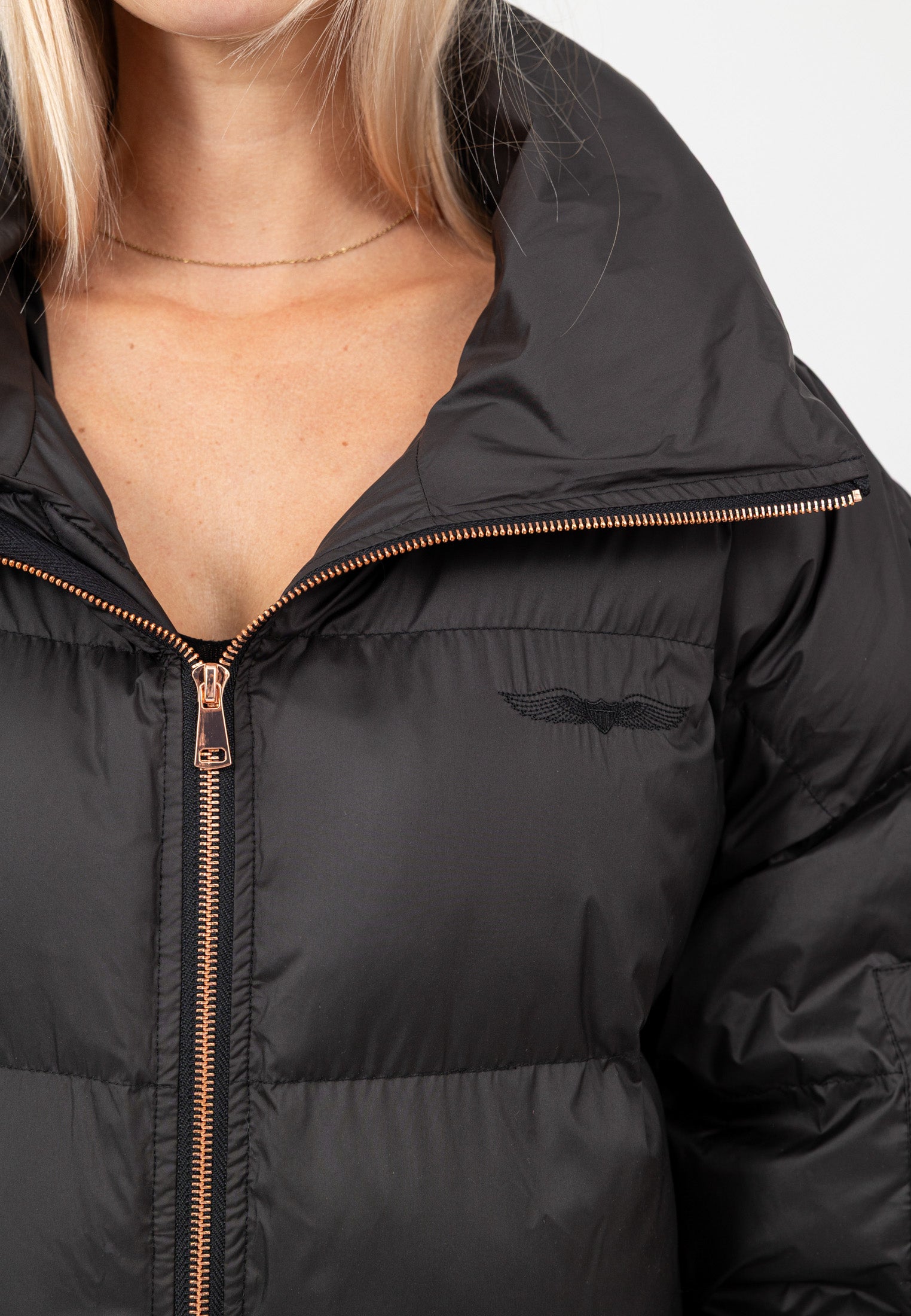 Hill-W in Black Vestes Bombers Original