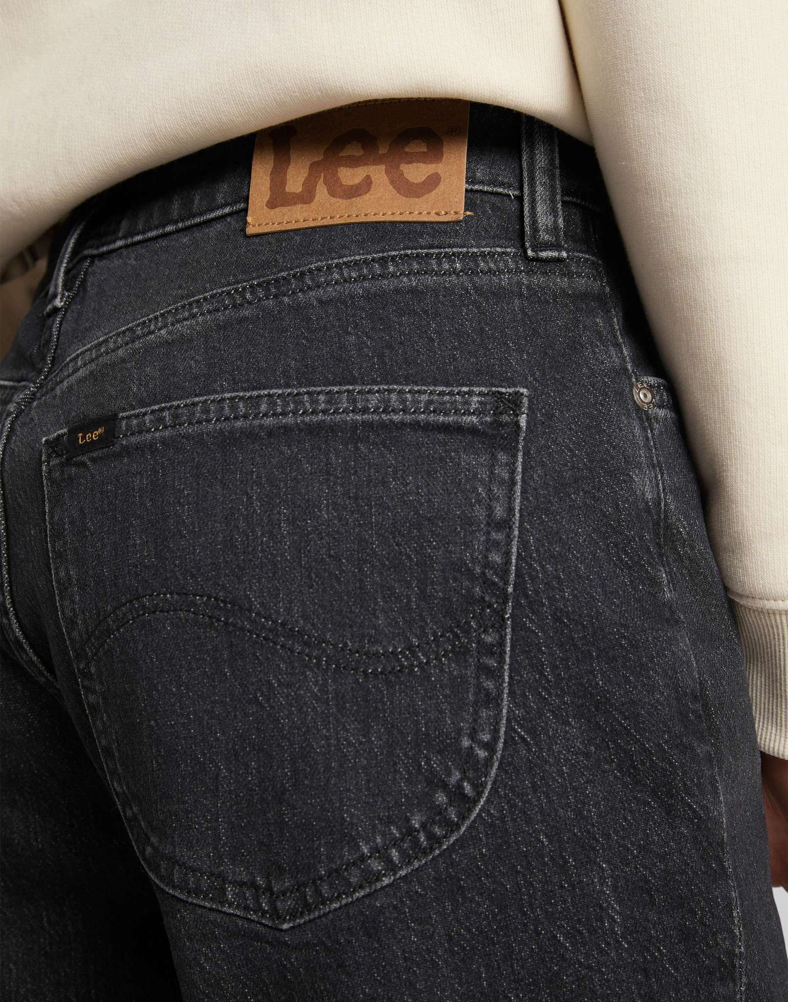 Carol en jeans jupe Lee