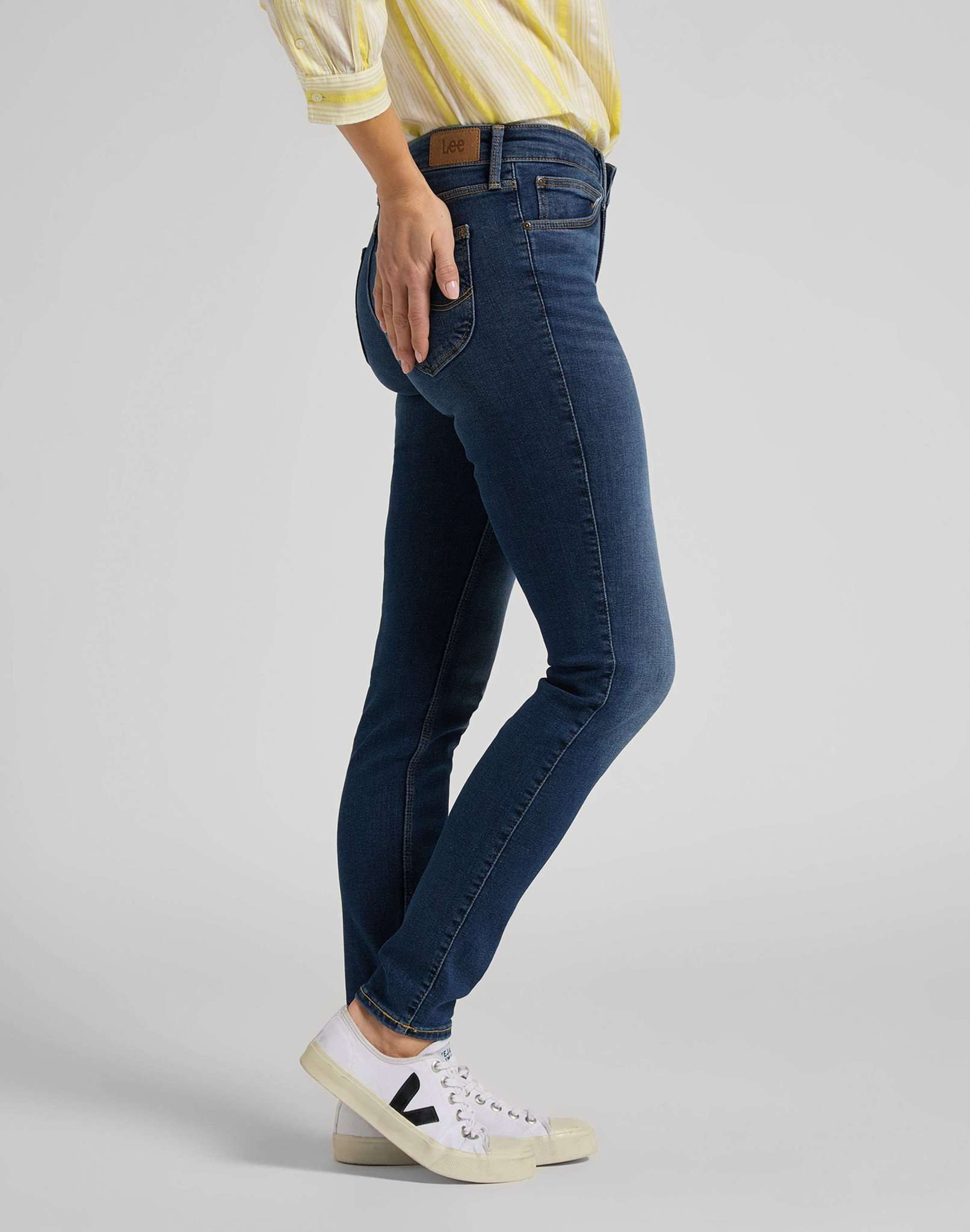 Scarlett en jeans Mid Martha Lee