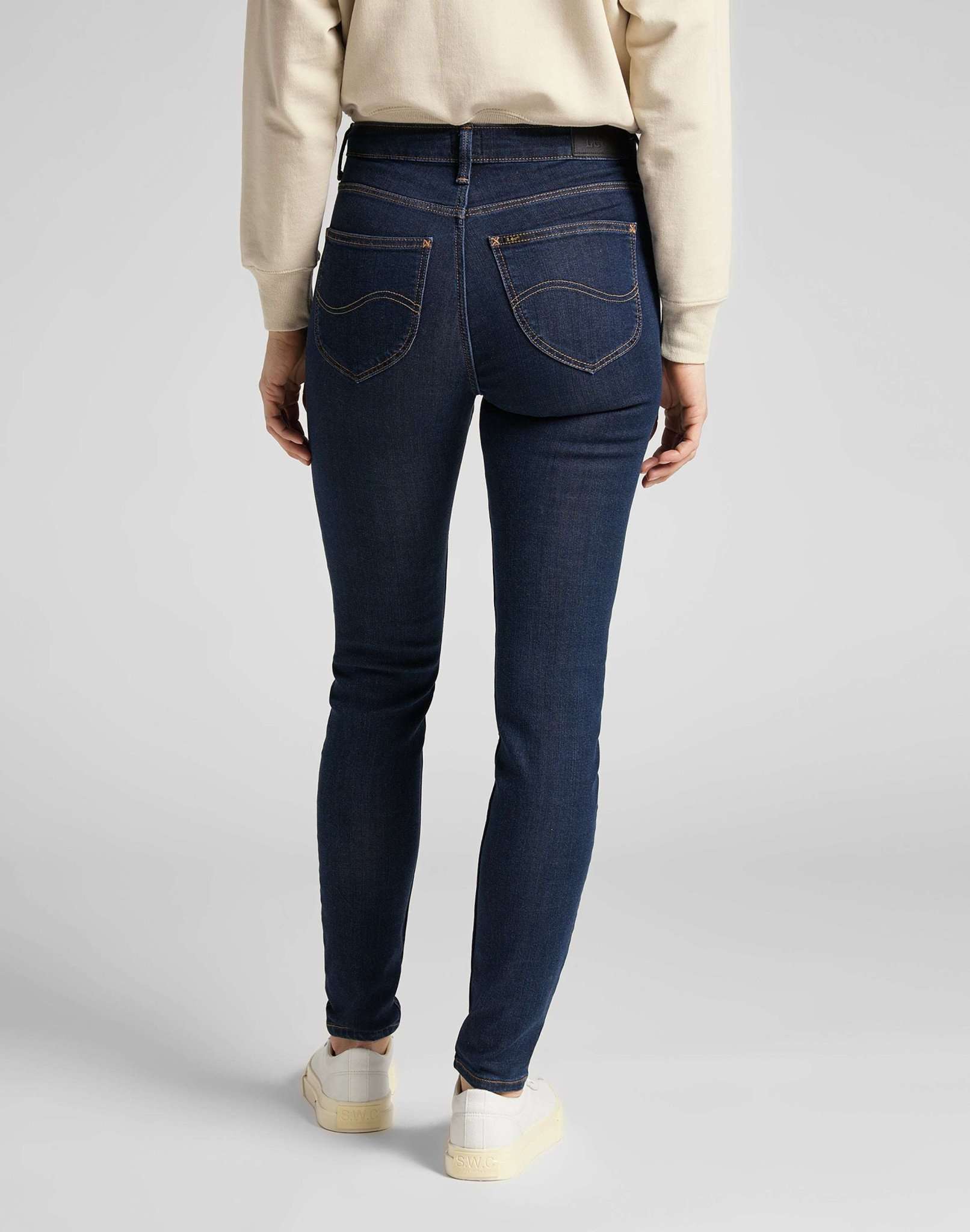 Scarlett High en jeans tonal stonewash Lee