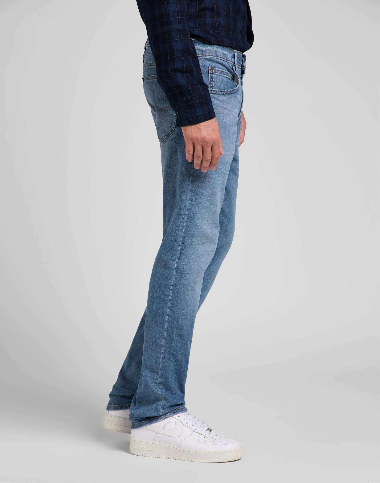 Rider in Worn In Cody Jeans Lee