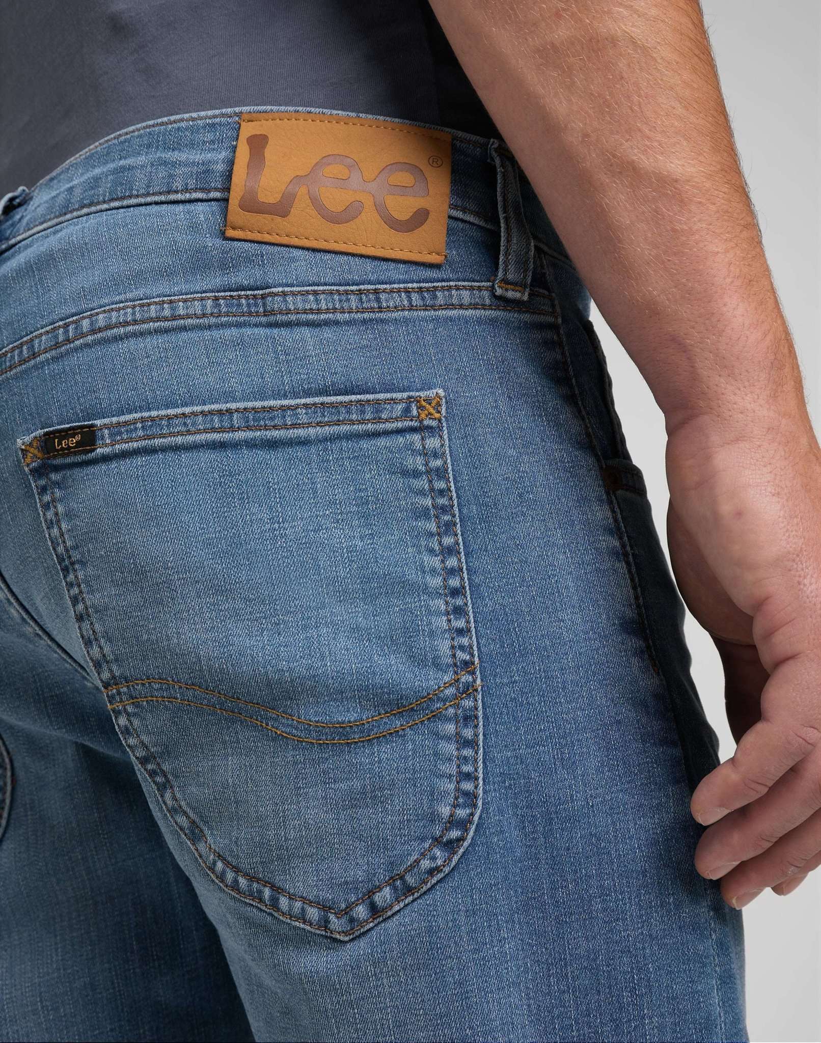 Luke Medium Stretch in Worn In Cody Jeans Lee