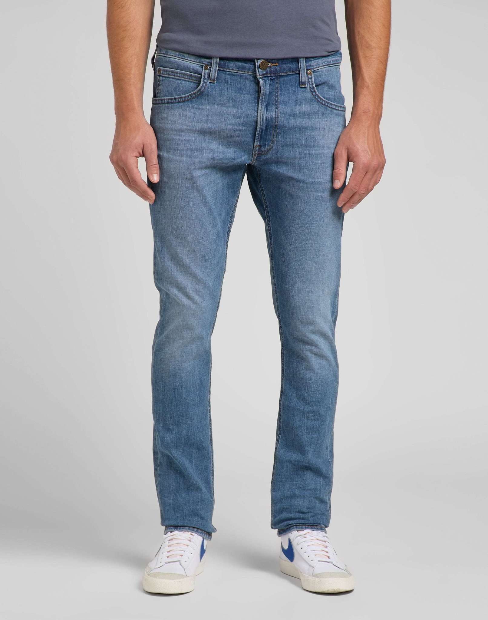Luke Medium Stretch in Worn In Cody Jeans Lee
