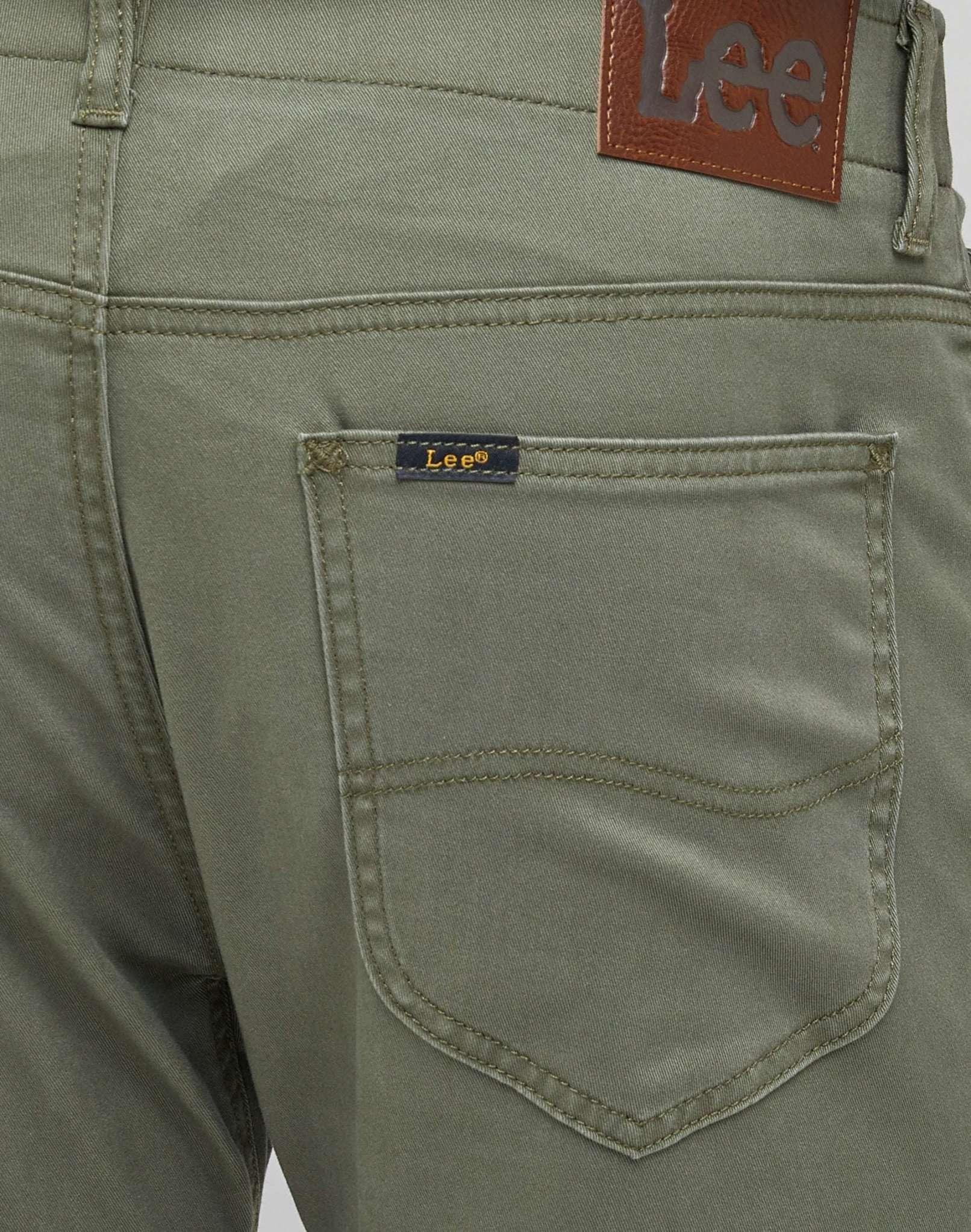 Pantalon Slim Fit MVP en Muted Olive Lee
