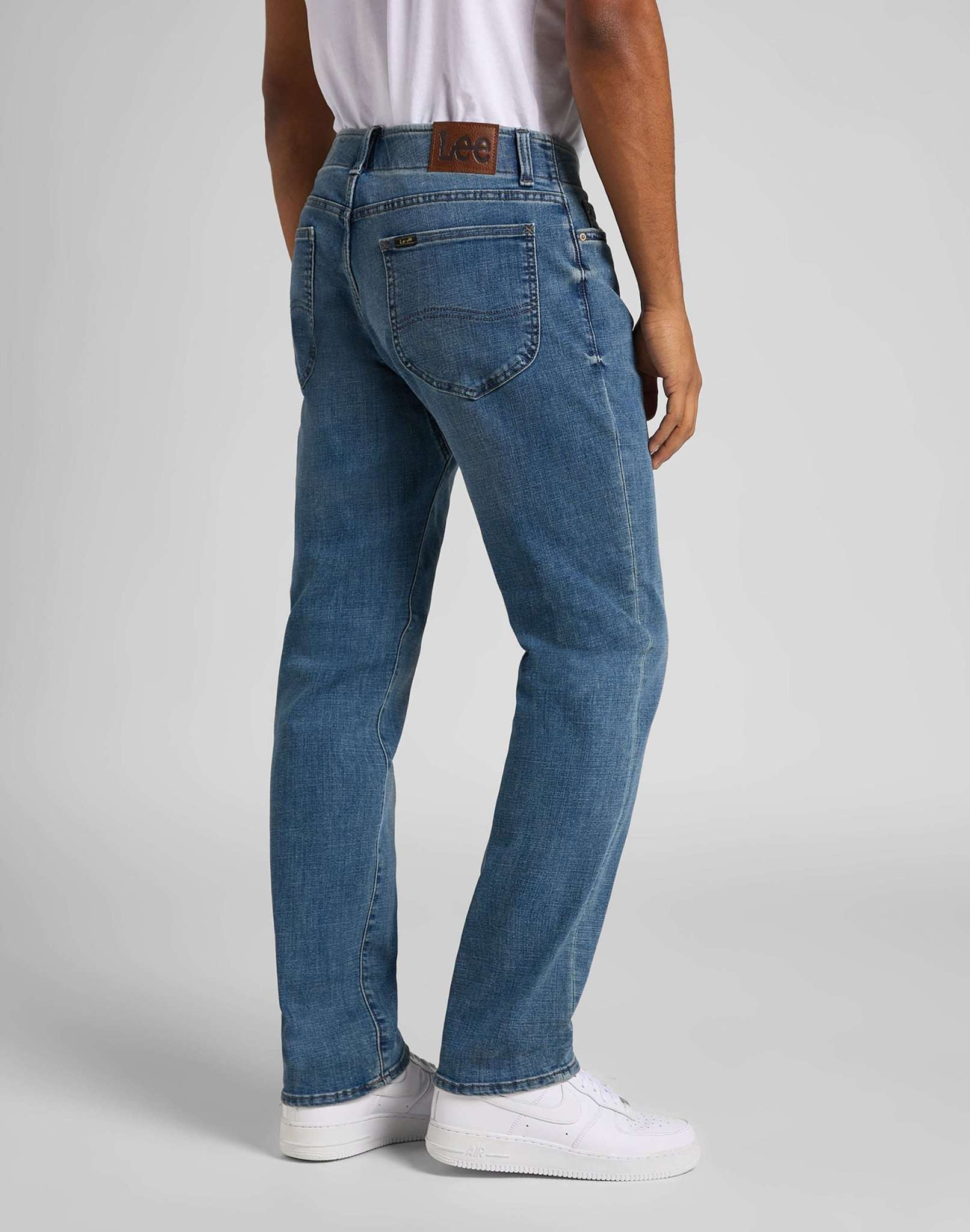 MVP coupe droite en jeans Brady Lee