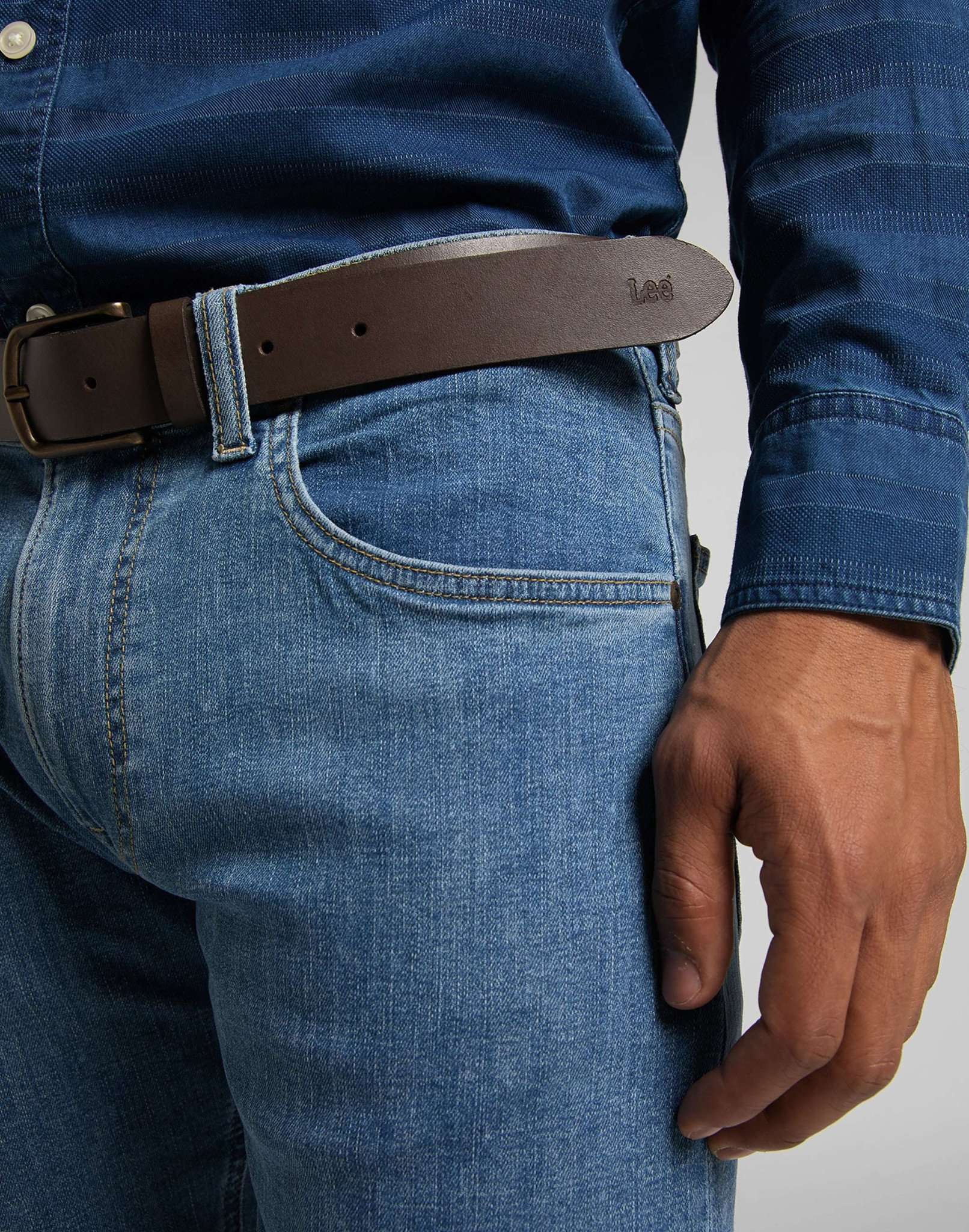 Core Belt in Dark Brown Ceinture Lee