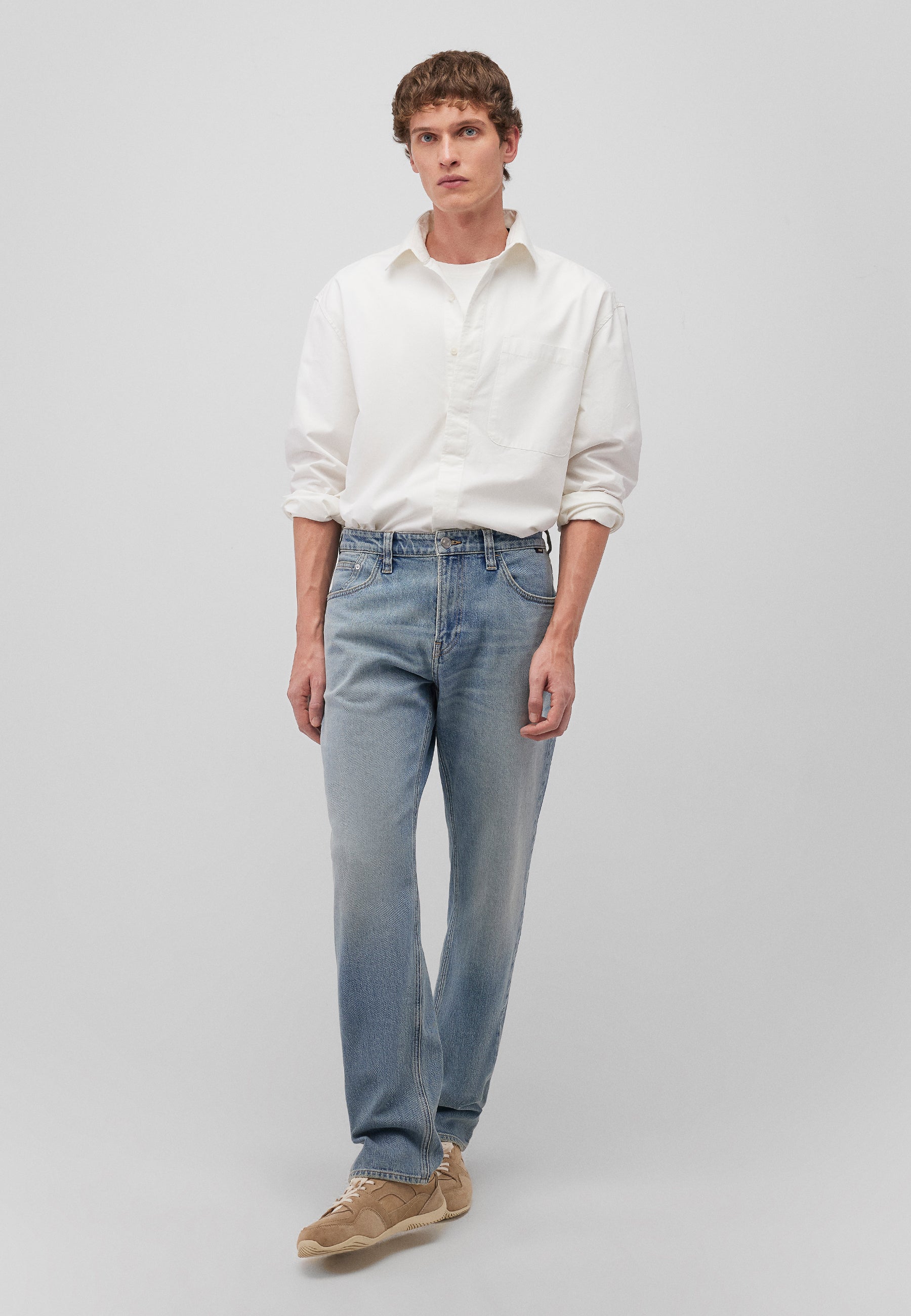 Lisbon en foggy vintage usé Jeans Mavi