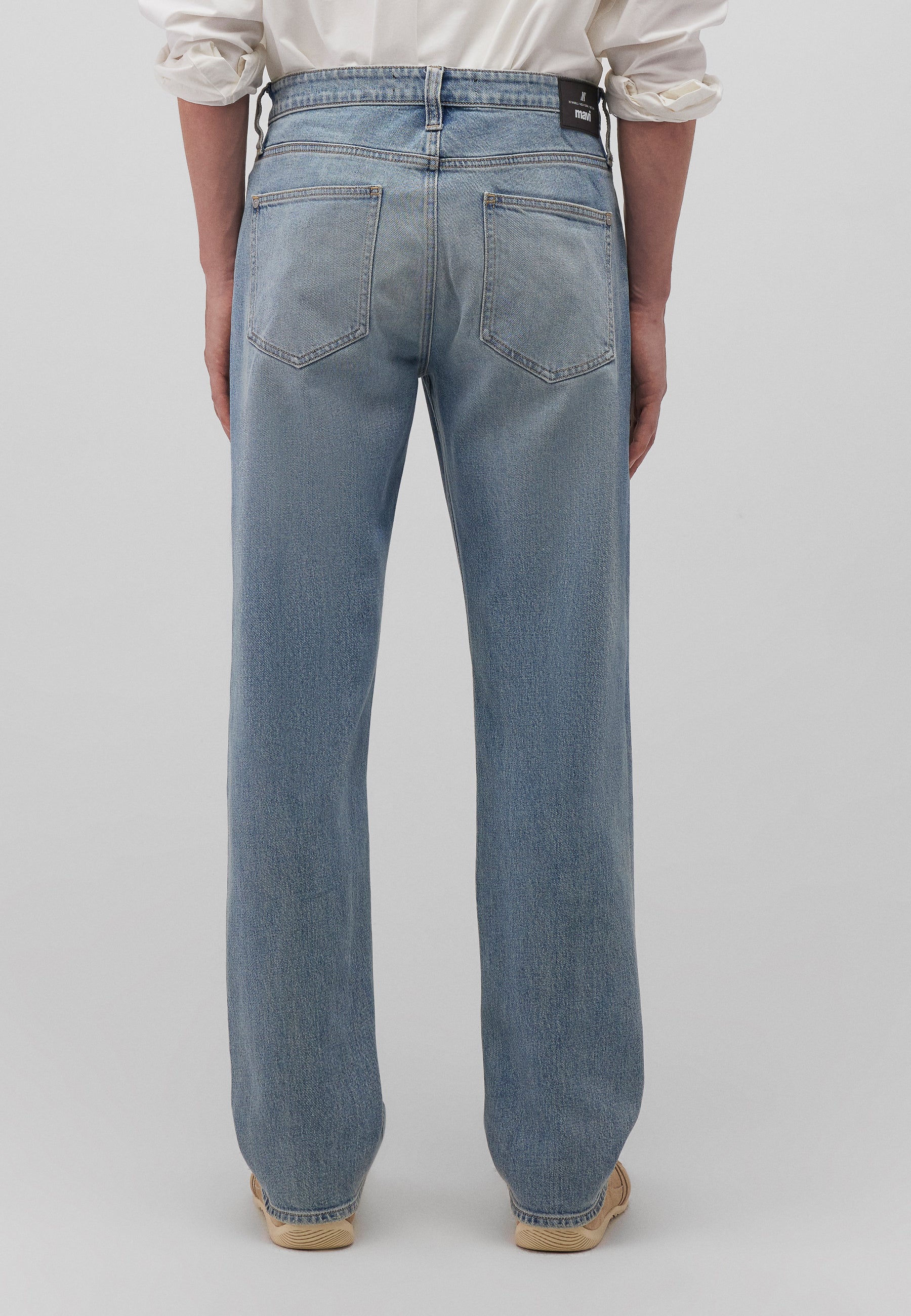 Lisbon en foggy vintage usé Jeans Mavi