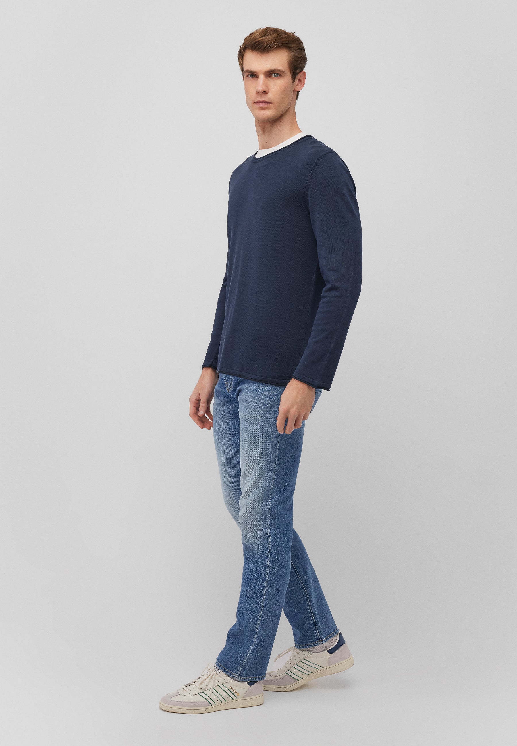 Sweater en éclipse totale Pull Mavi
