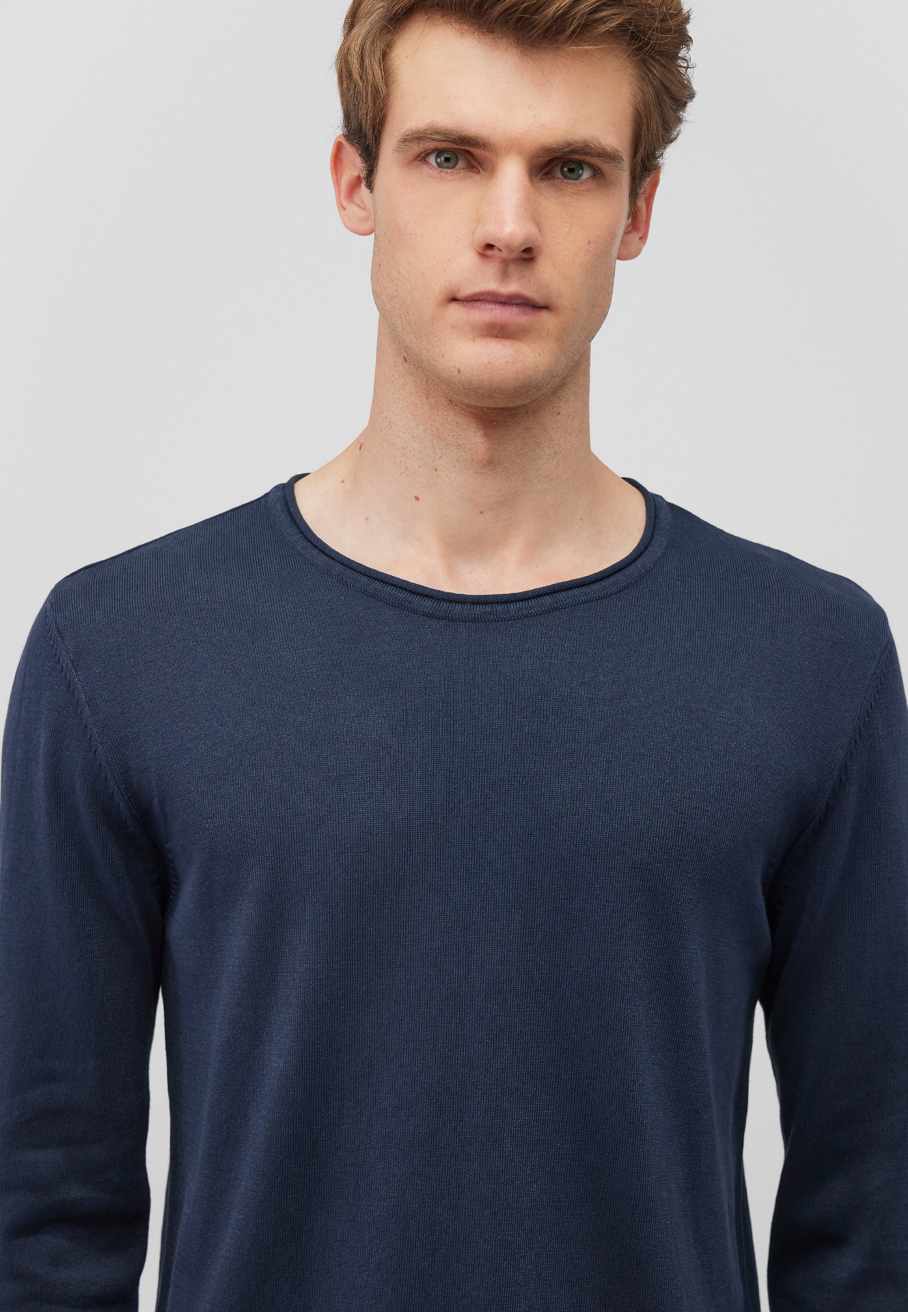 Sweater en éclipse totale Pull Mavi