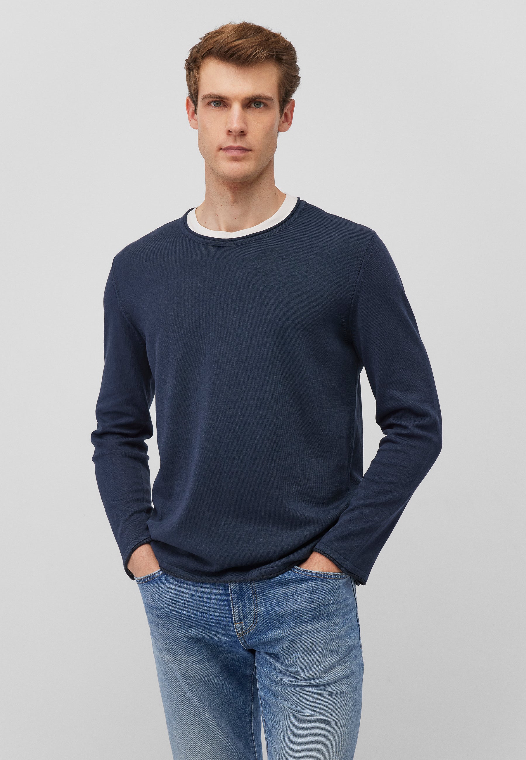 Sweater en éclipse totale Pull Mavi