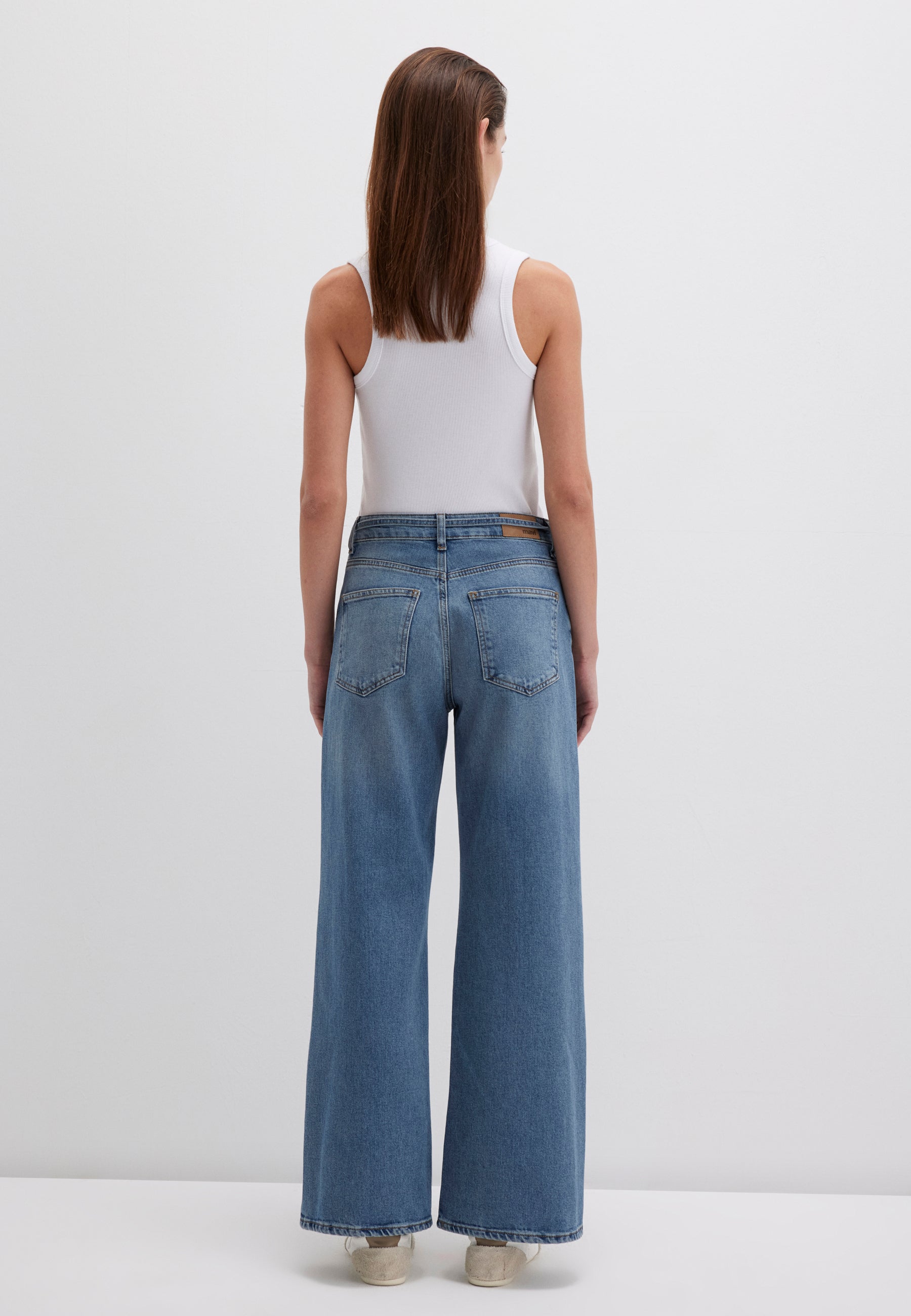 Malibu With Belt in Mid Used 90S Jeans Mavi