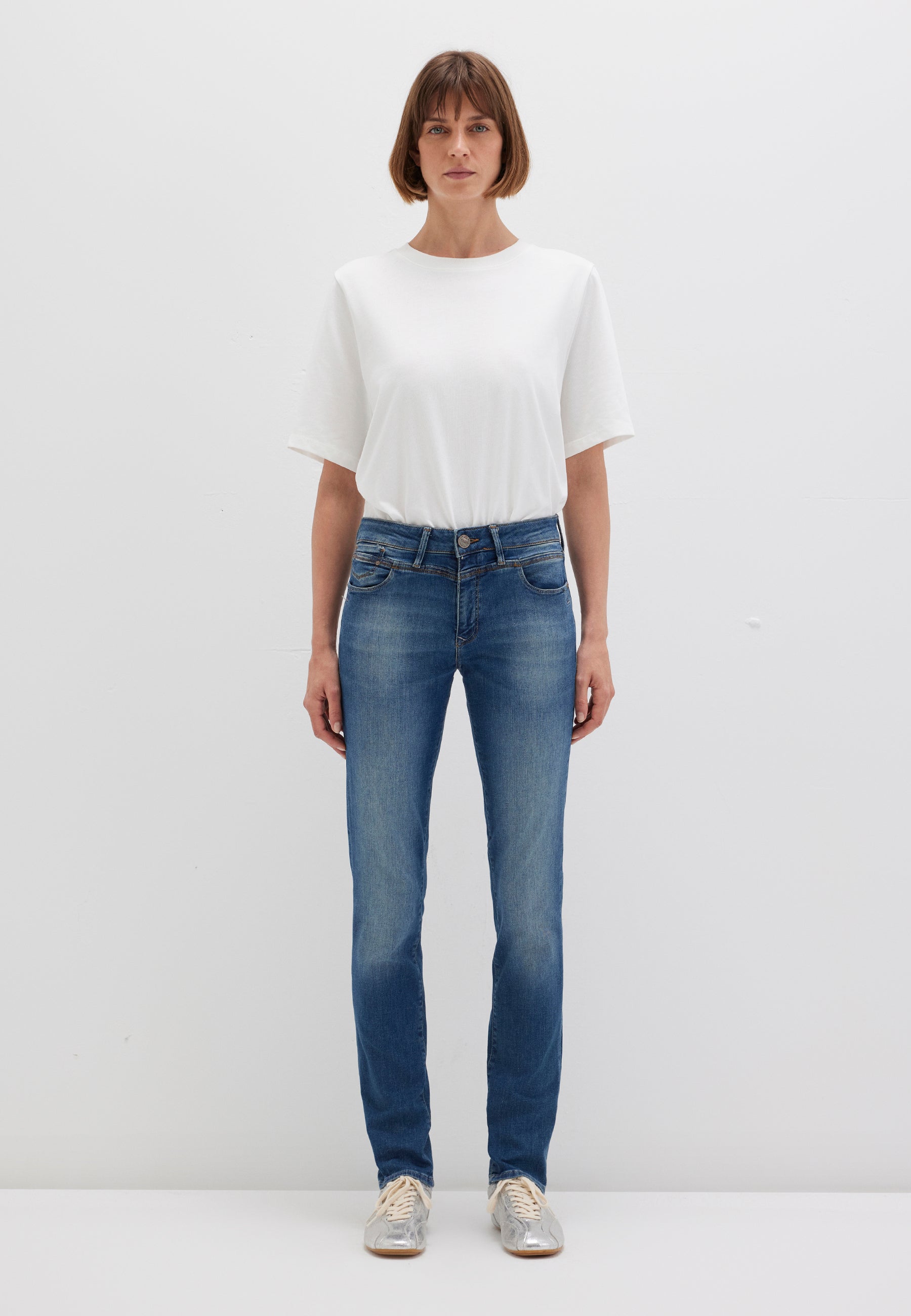 Sophie en jeans Deep Memory Fit Mavi