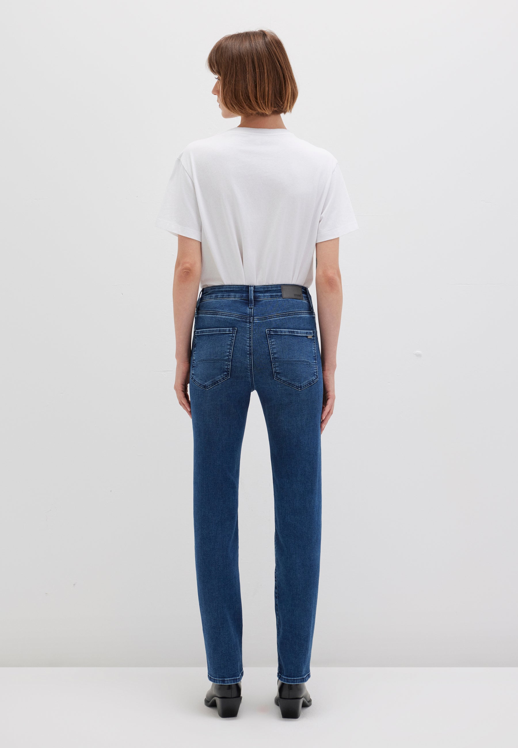 Kendra en jean Indigo Blue Sateen Str Mavi