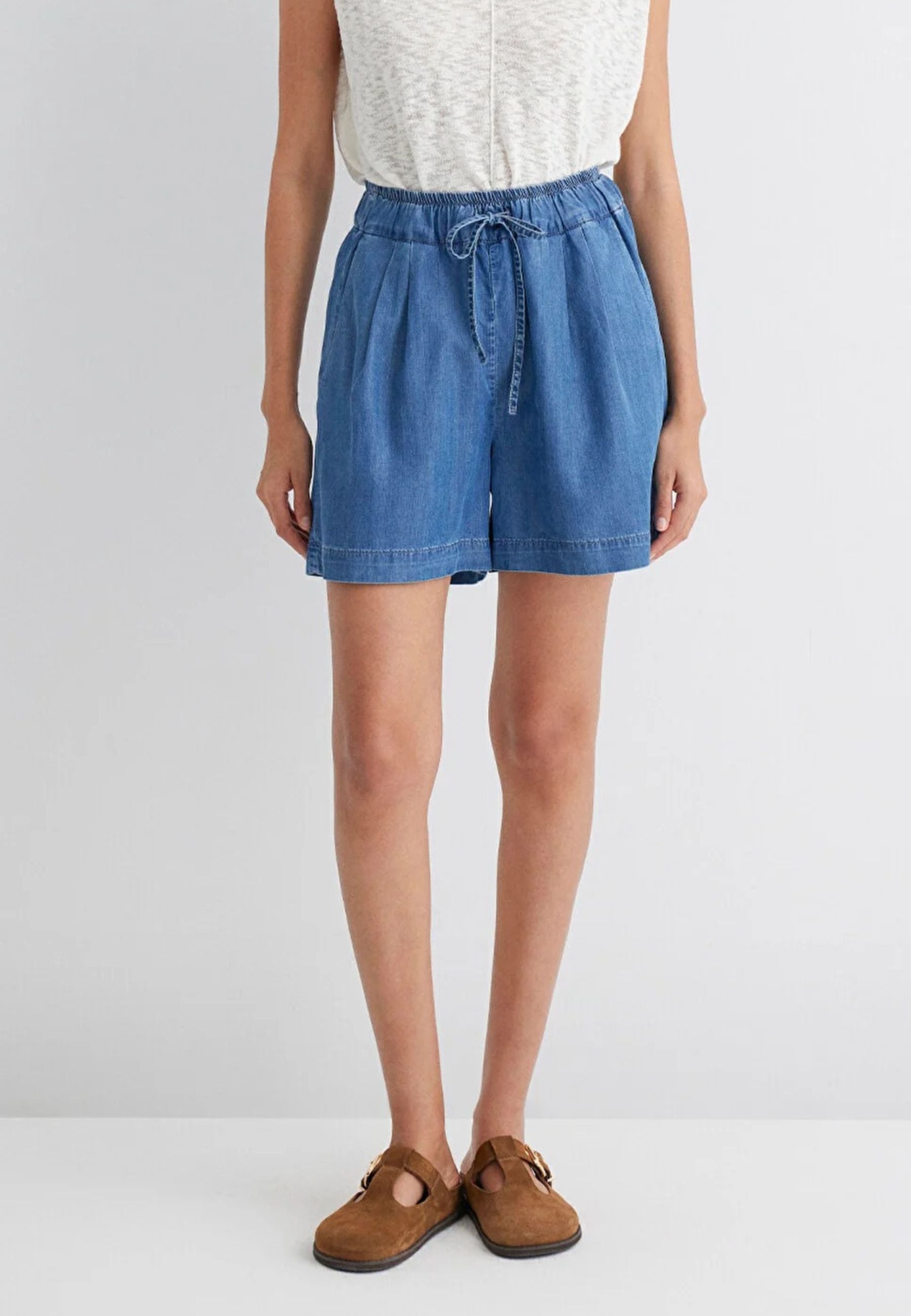 Penny en bleu moyen doré