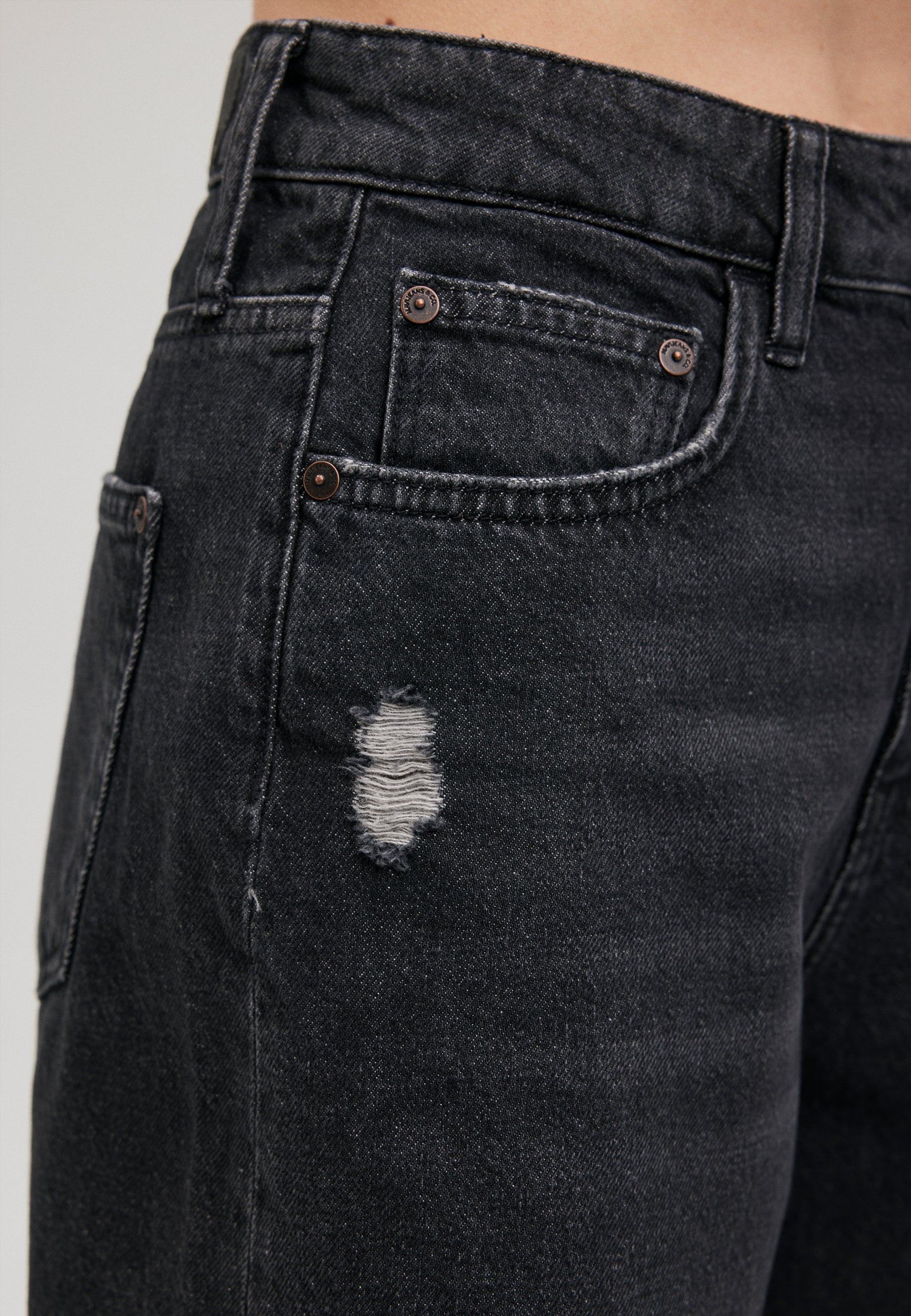 Millie in Smoke 90S short en jean Mavi