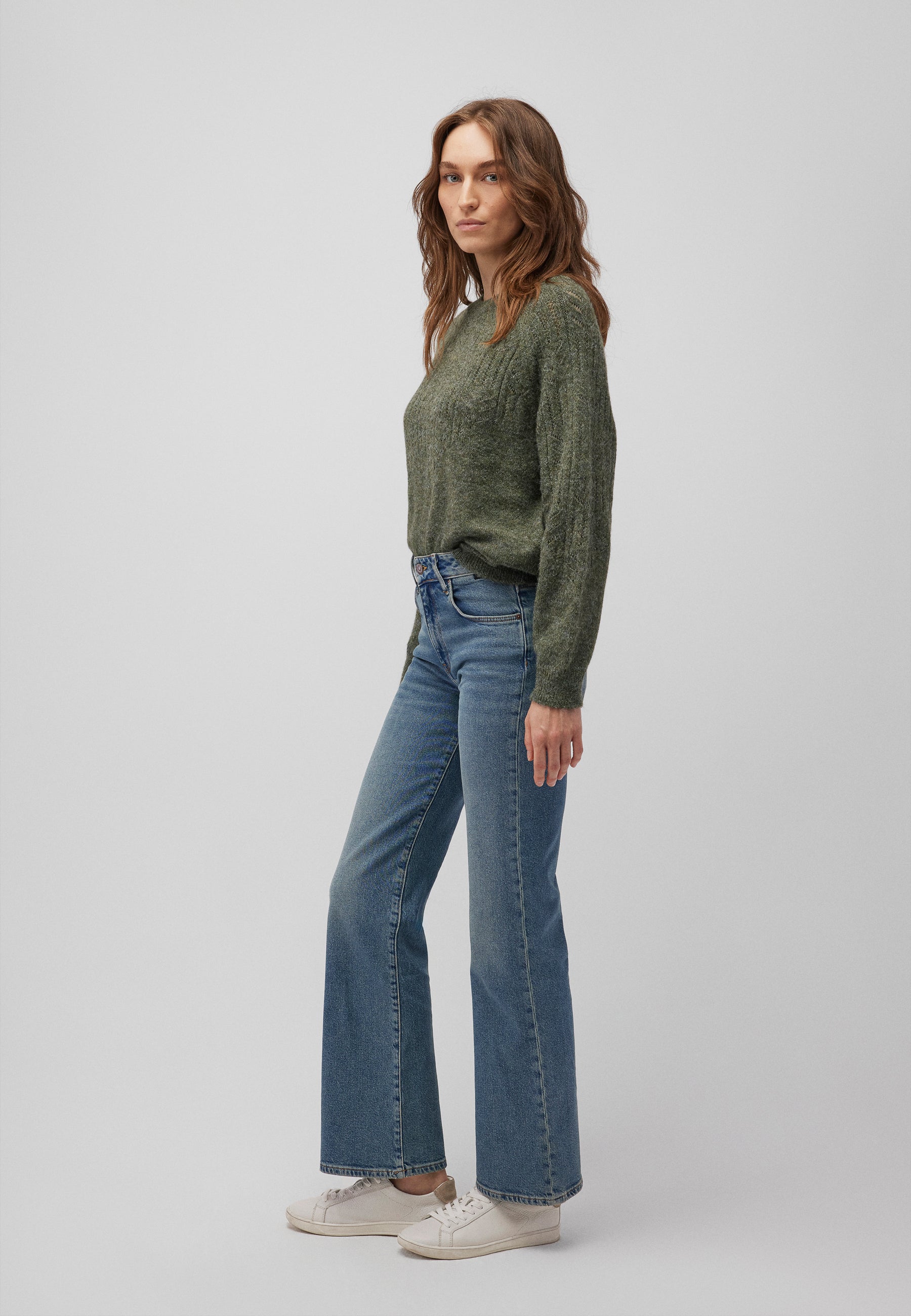 Sweat ras du cou dans le pull Beetle Mavi