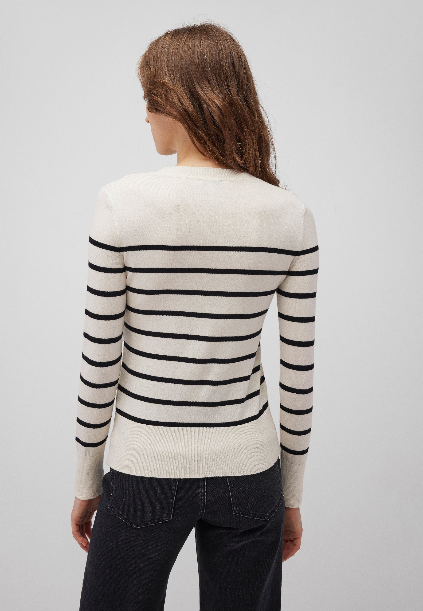 Sweat ras du cou à rayures noires Pull Mavi