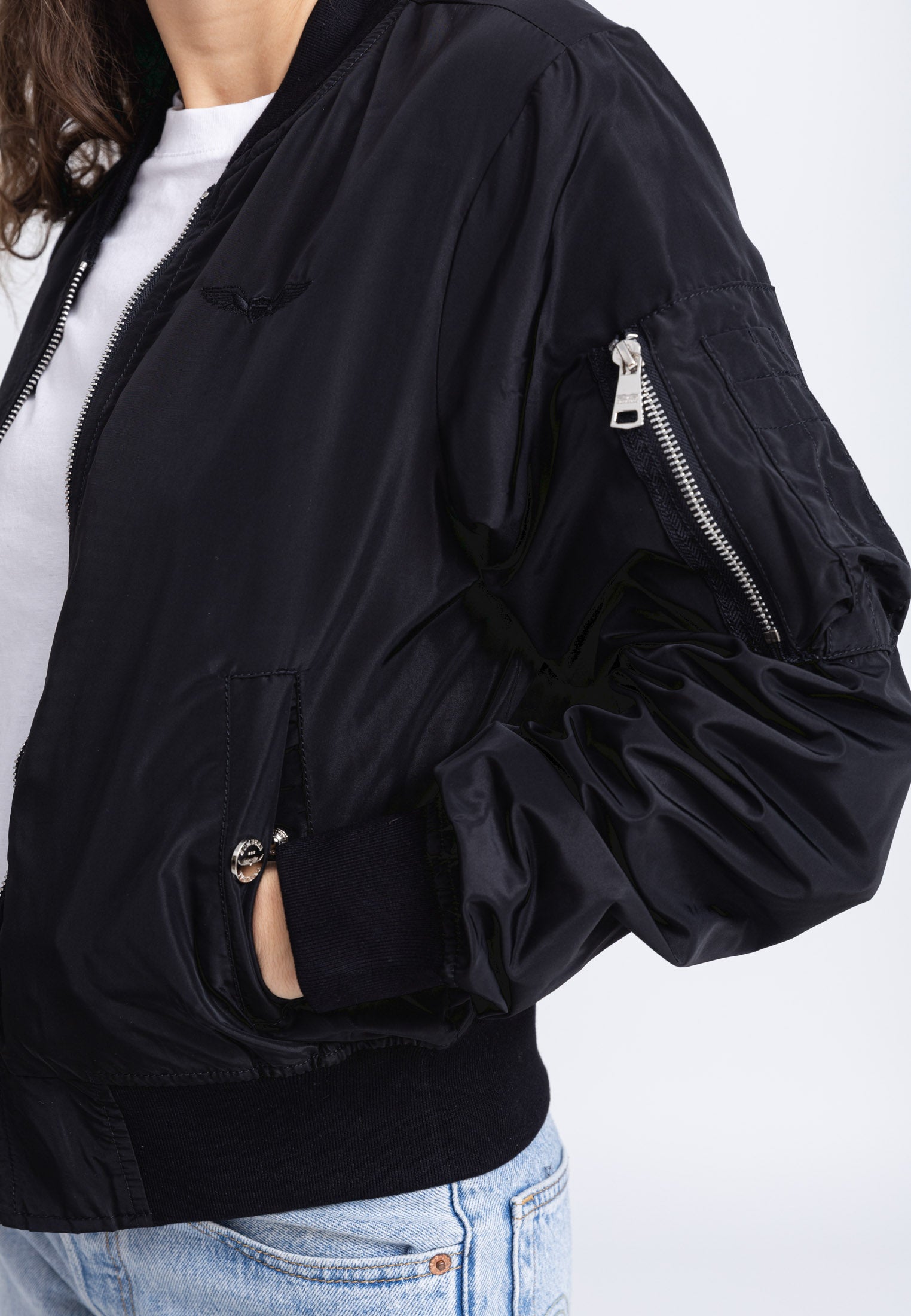 MA1 W Bomber in Black Vestes Bombers Original