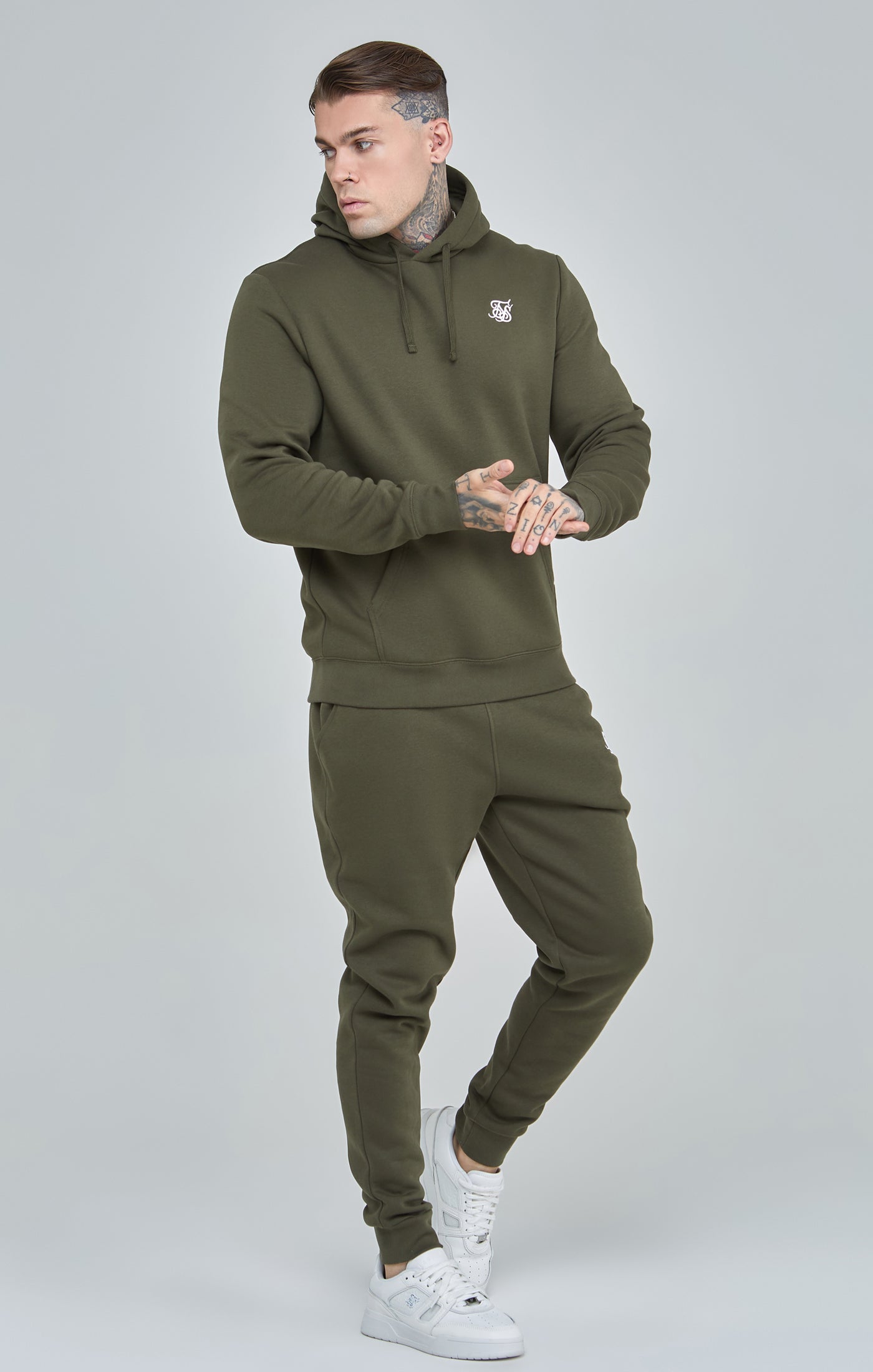 Essential Cuffed Jogger en Kaki Pantalon SikSilk