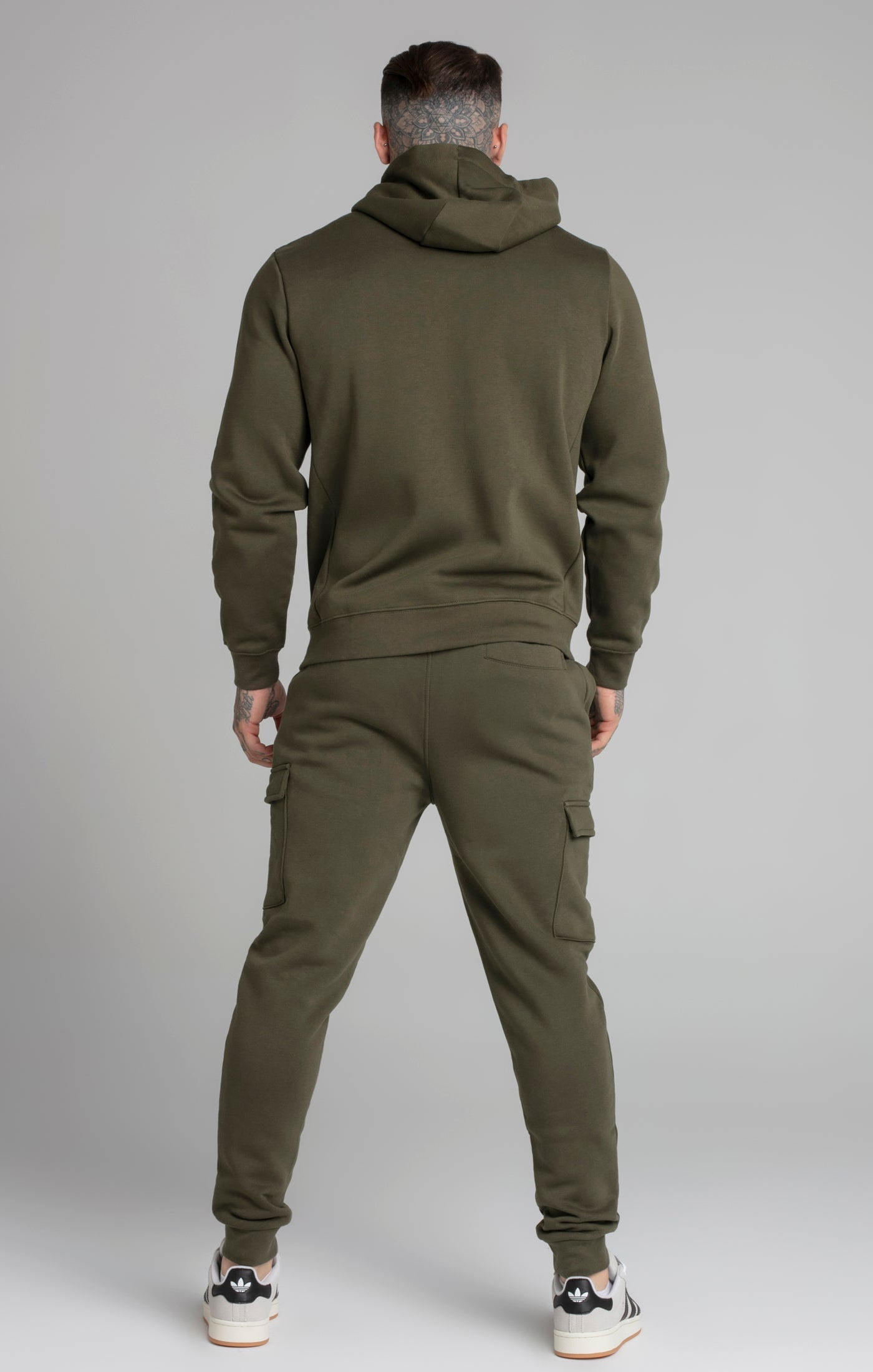 Essential Cargo Jogger en Kaki Pantalon SikSilk
