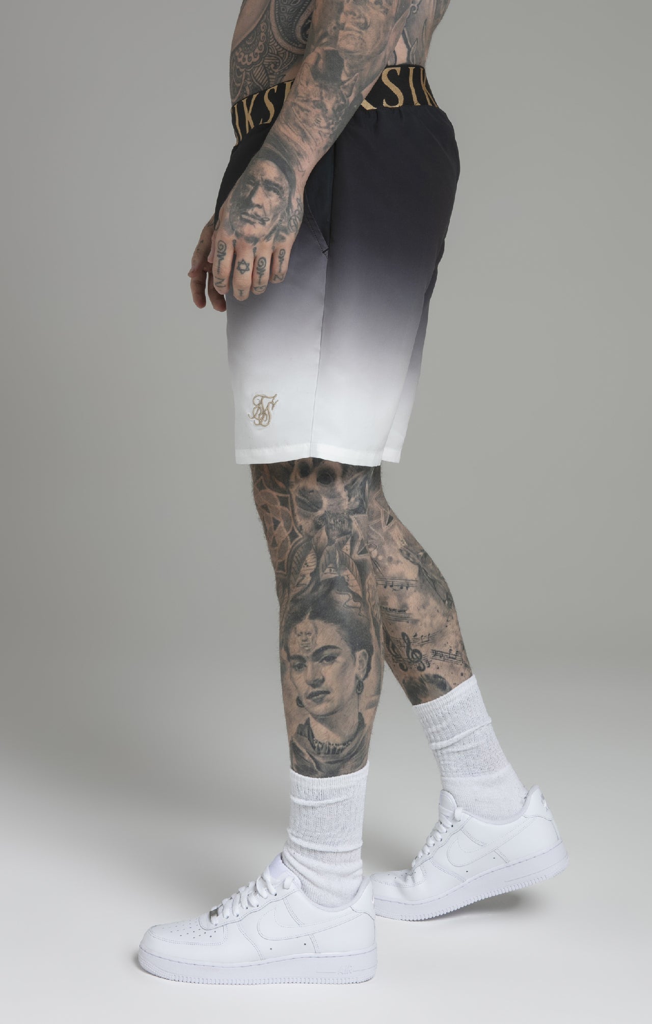 Fade Swim Shorts in Black, White Maillots de bain SikSilk