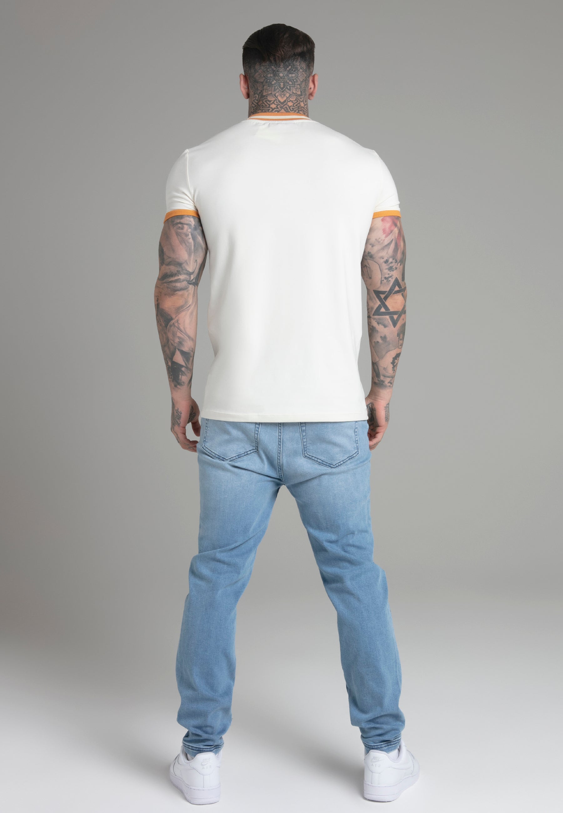 T-shirt Ringer en écru T-shirts SikSilk