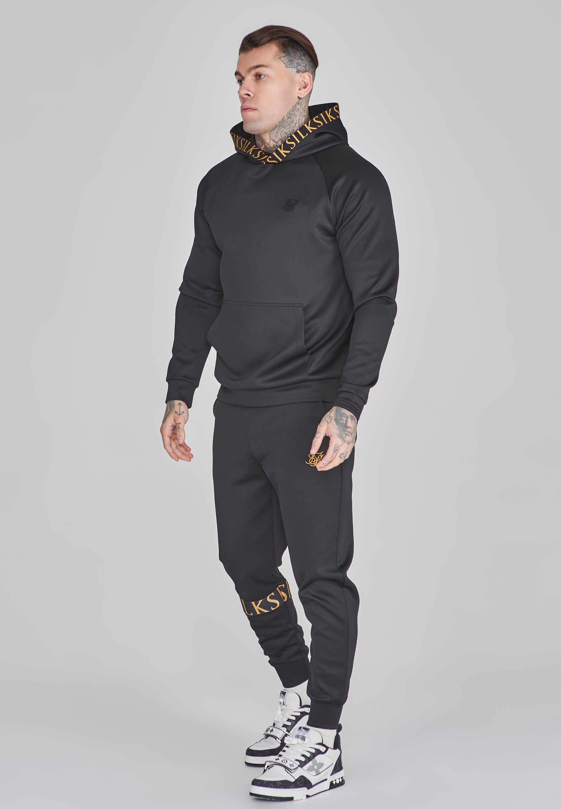 Dynamic Joggers in Black Pantalon SikSilk