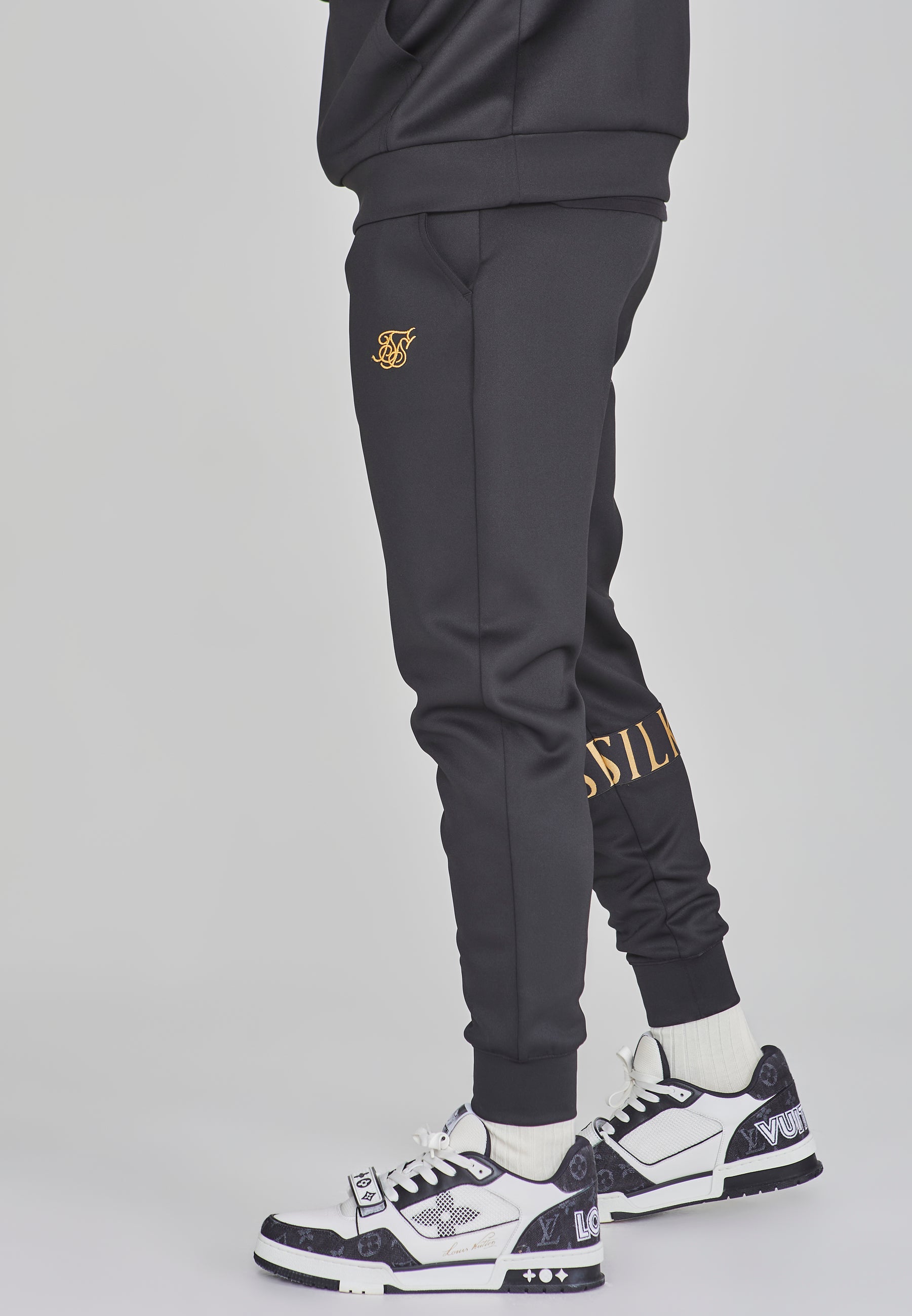 Dynamic Joggers in Black Pantalon SikSilk