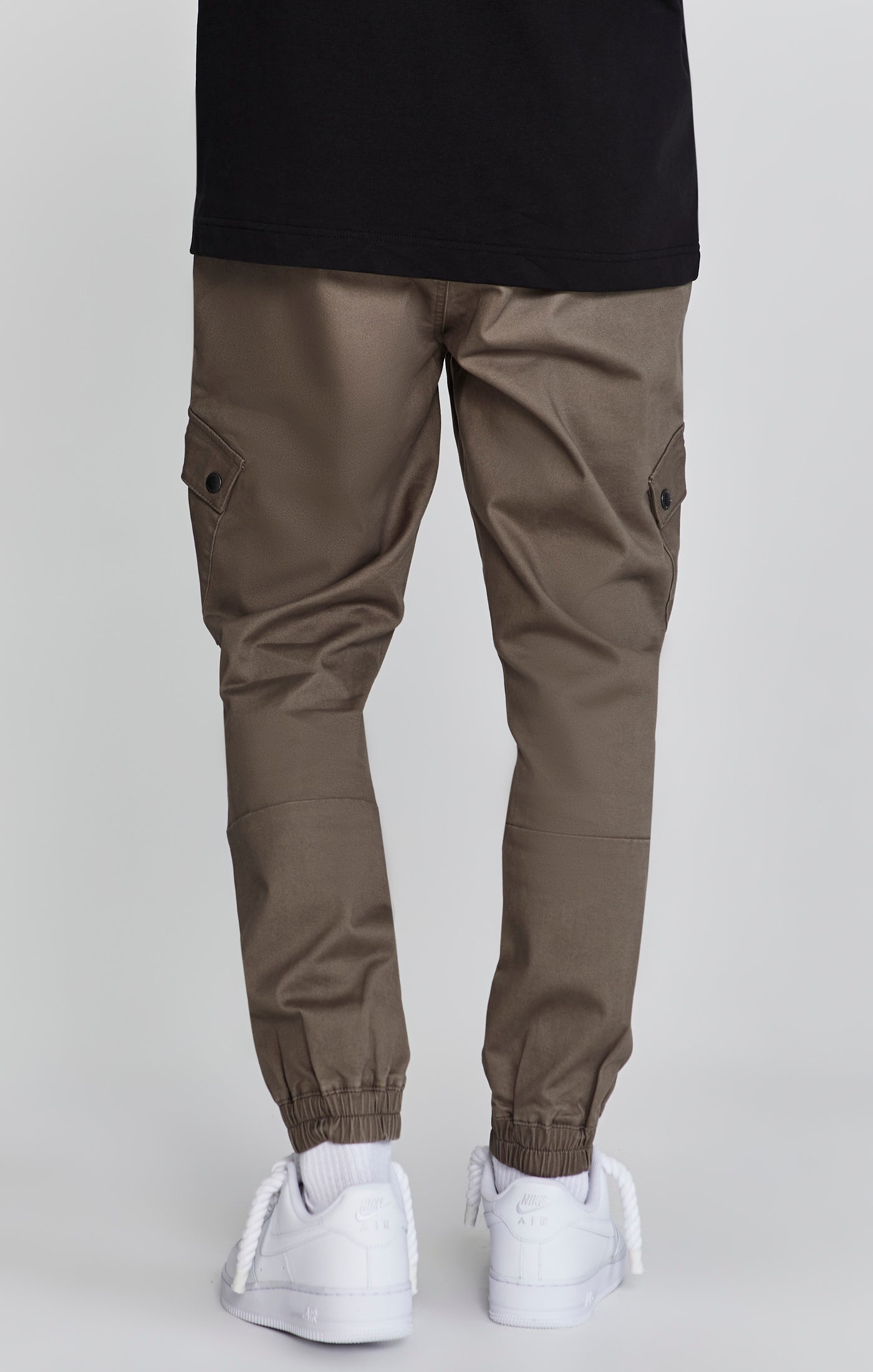 Cargo Pants in Brown Pantalons SikSilk