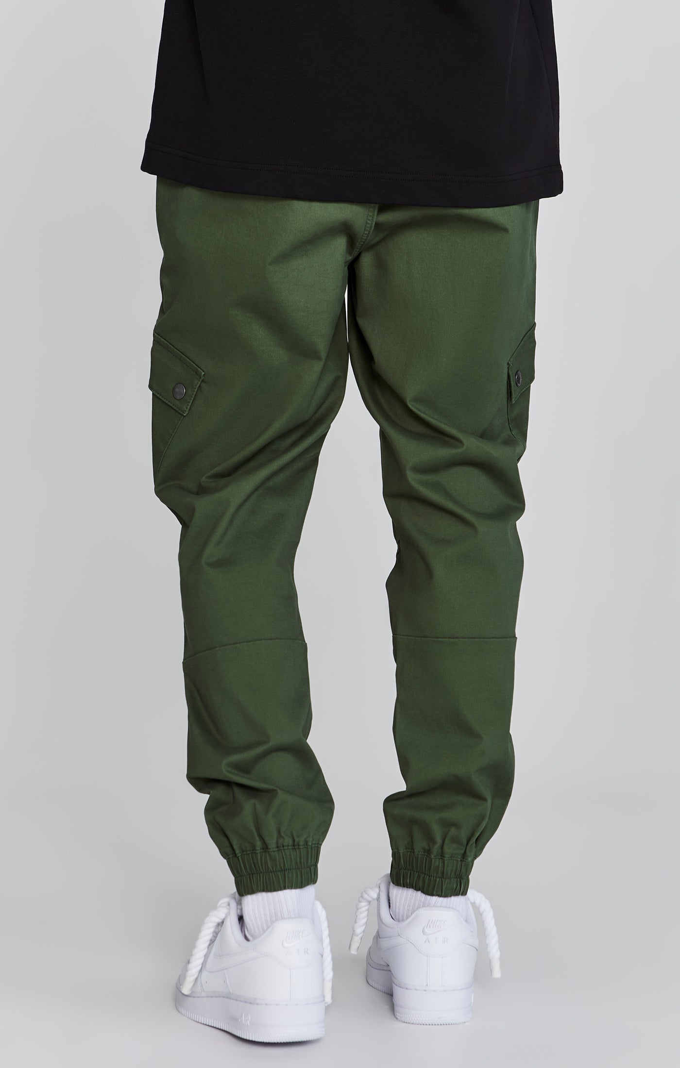 Cargo Pants in Green Kaki Pantalons SikSilk