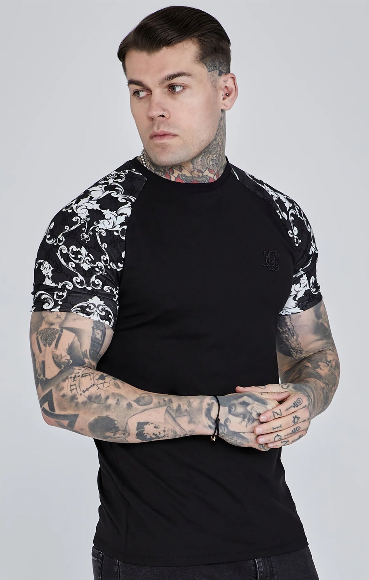 T-shirt Venetian in Black T-shirts SikSilk