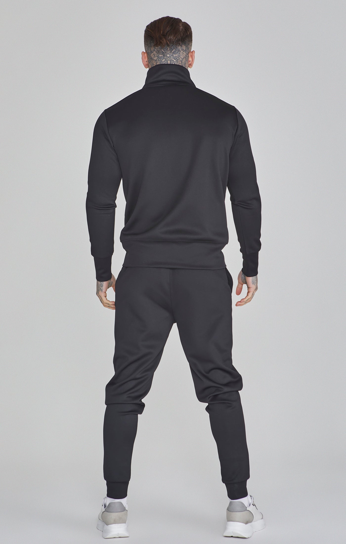 Essentials Poly Track Top in Black Vestes Sweat SikSilk