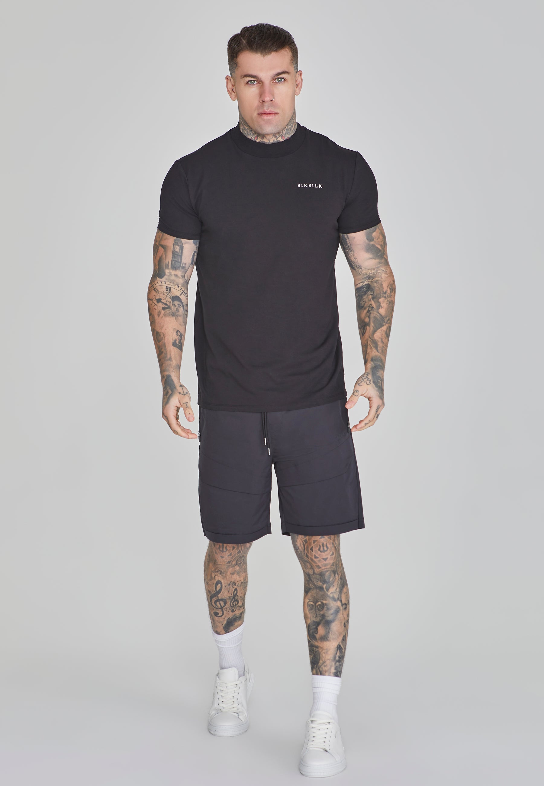 T-shirt Muscle Fit en noir T-shirts SikSilk