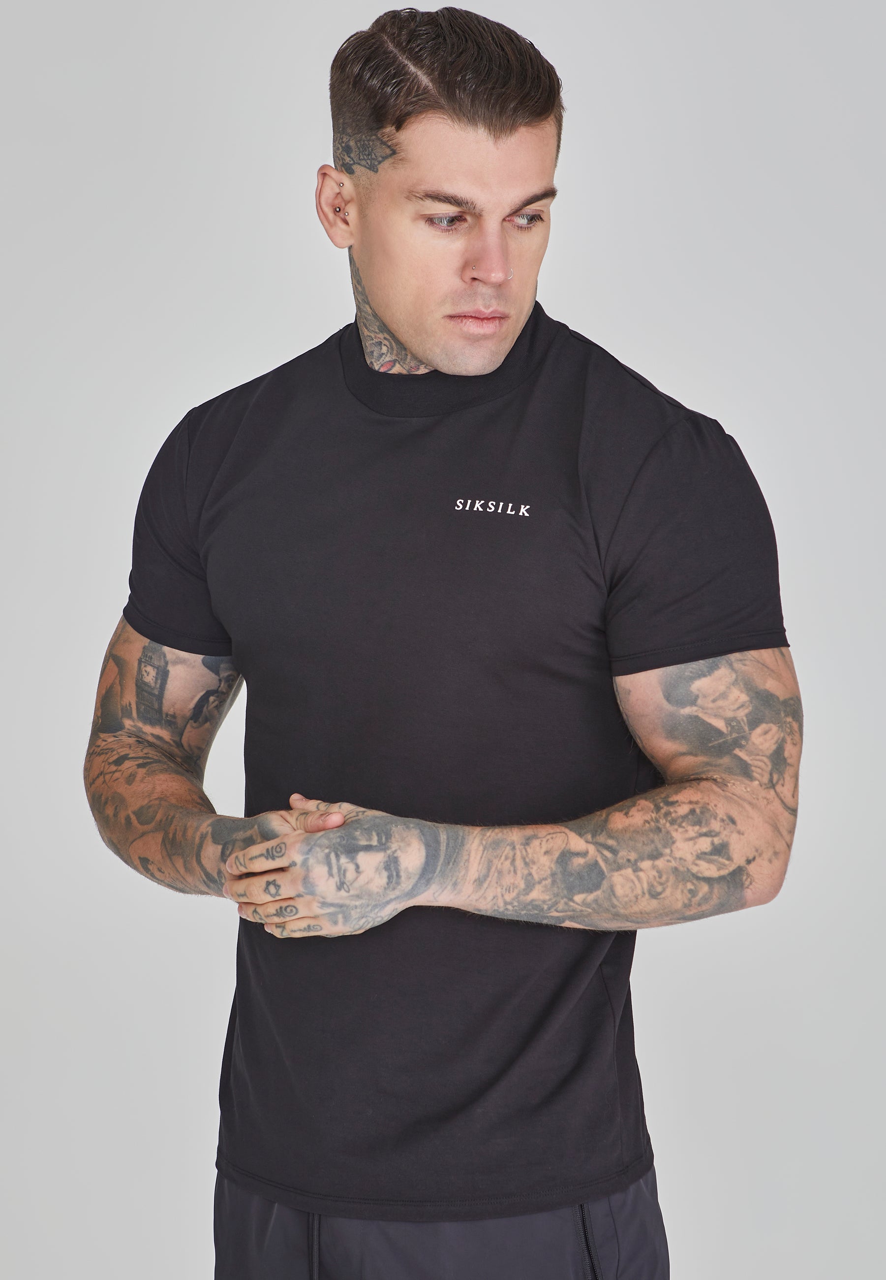 T-shirt Muscle Fit en noir T-shirts SikSilk